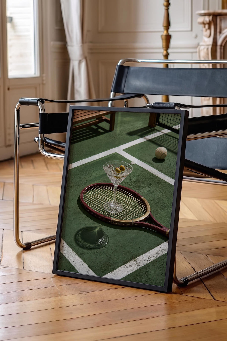Tenis Raketi ve Kokteyl Old Money Tasarımlar Poster – Siyah Çerçeveli Tablo