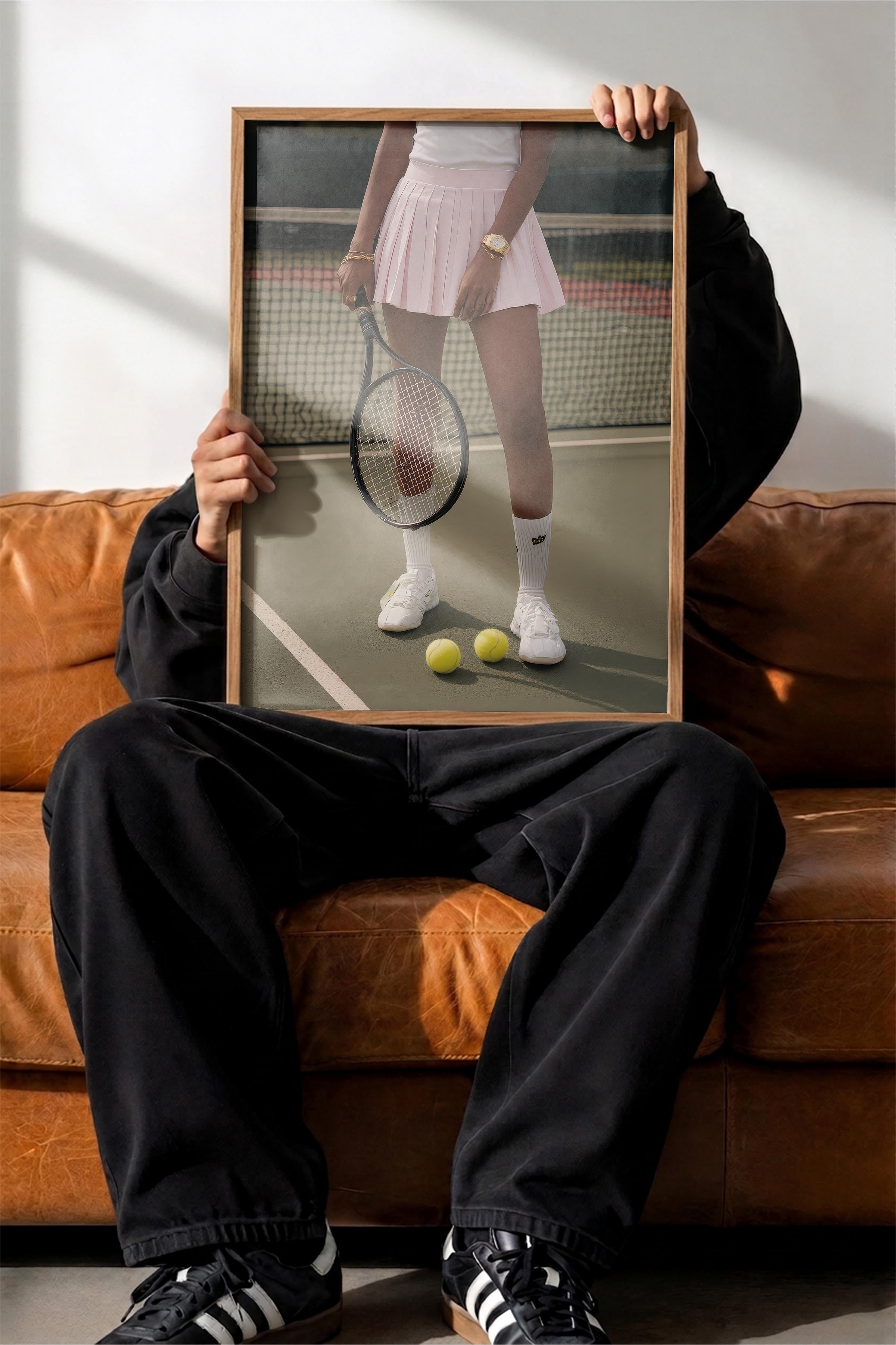 Tenis Raketi ve Topları Posteri, Ahşap Çerçeveli Poster, Old Money Serisi, NO:113215