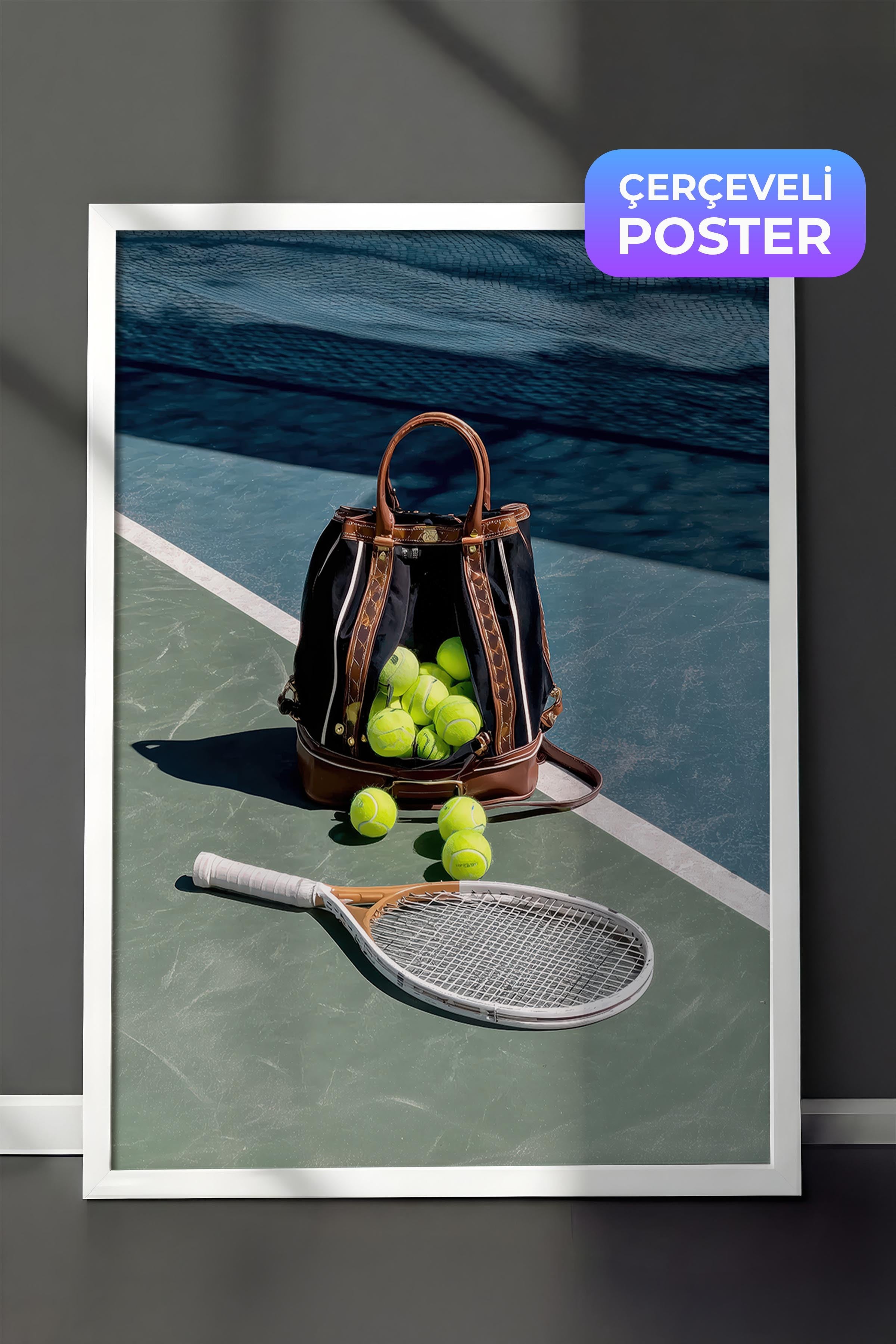Tenis Raketi ve Topları Posteri, Beyaz Çerçeveli Poster, Old Money Serisi, NO:113231