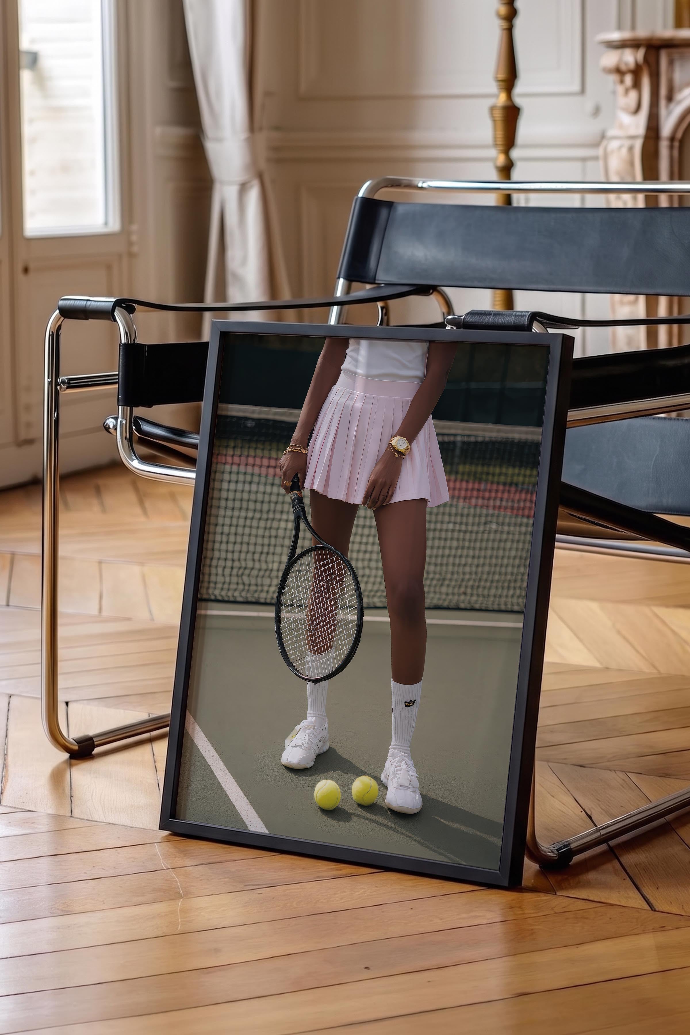 Tenis Raketi ve Topları Posteri, Siyah Çerçeveli Poster, Old Money Serisi, NO:113215
