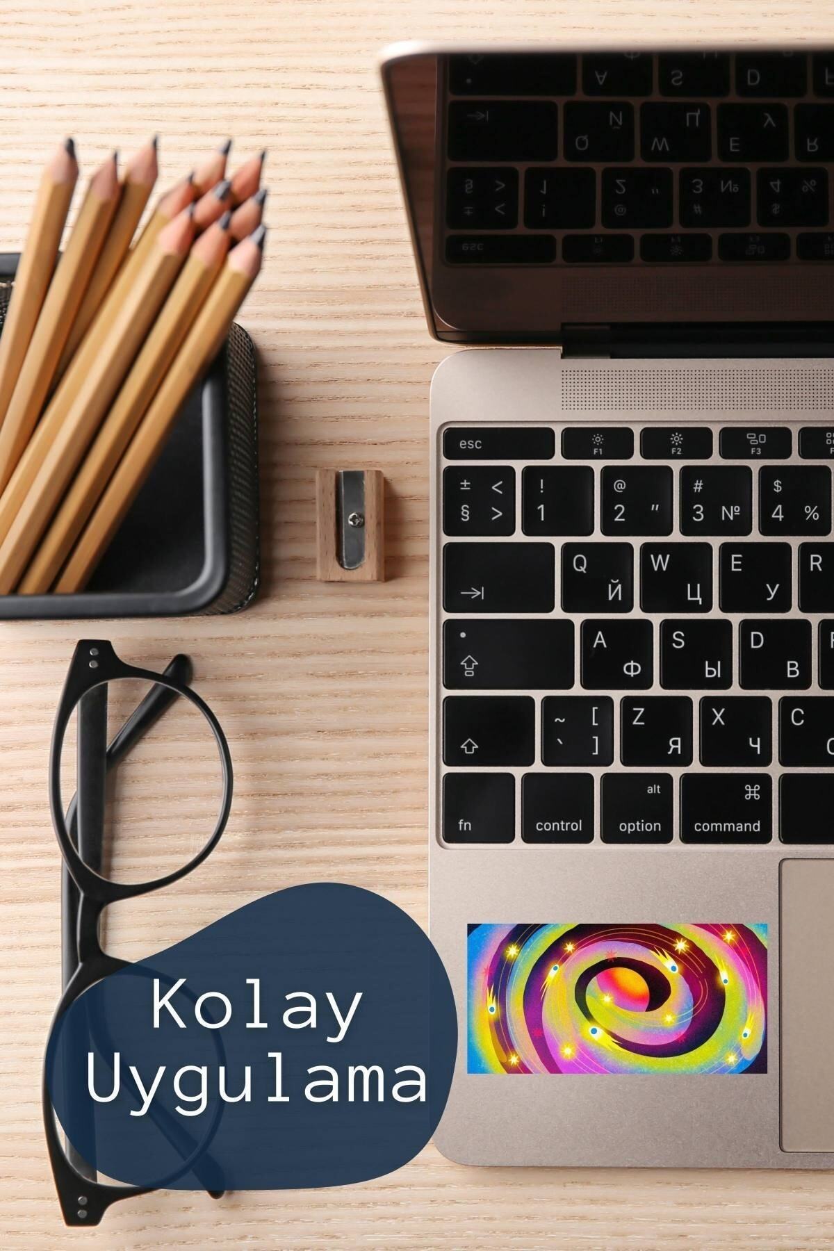 Uzay Temalı Sticker Seti - 4 Adet Etiket Seti- Telefon, Tablet, Defter Laptop Uyumlu Etiket