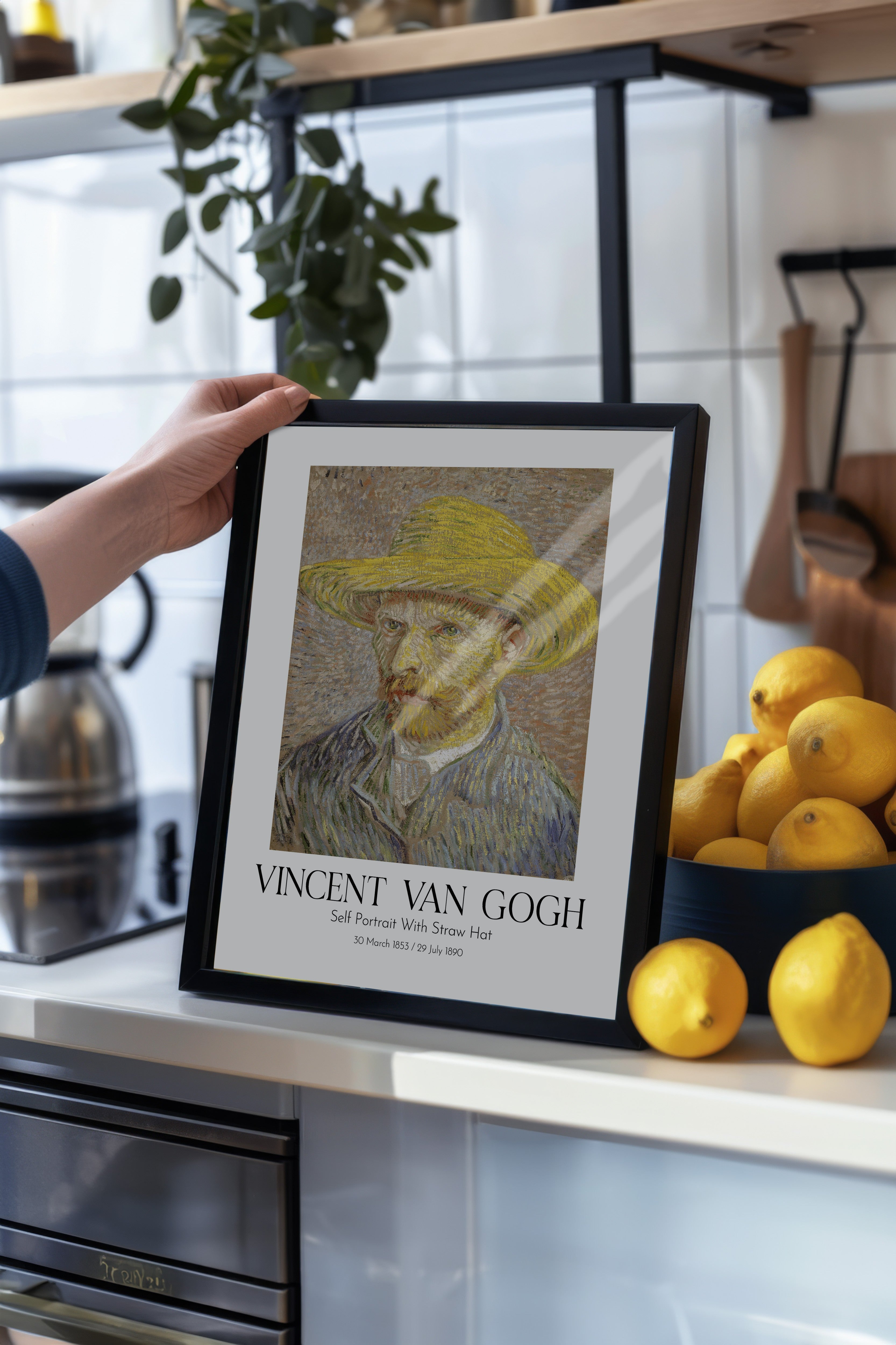 Vincent Van Gogh - Self Portrait With Straw Hat, Siyah Çerçeveli Tablo, Sanat Serisi NO:110604