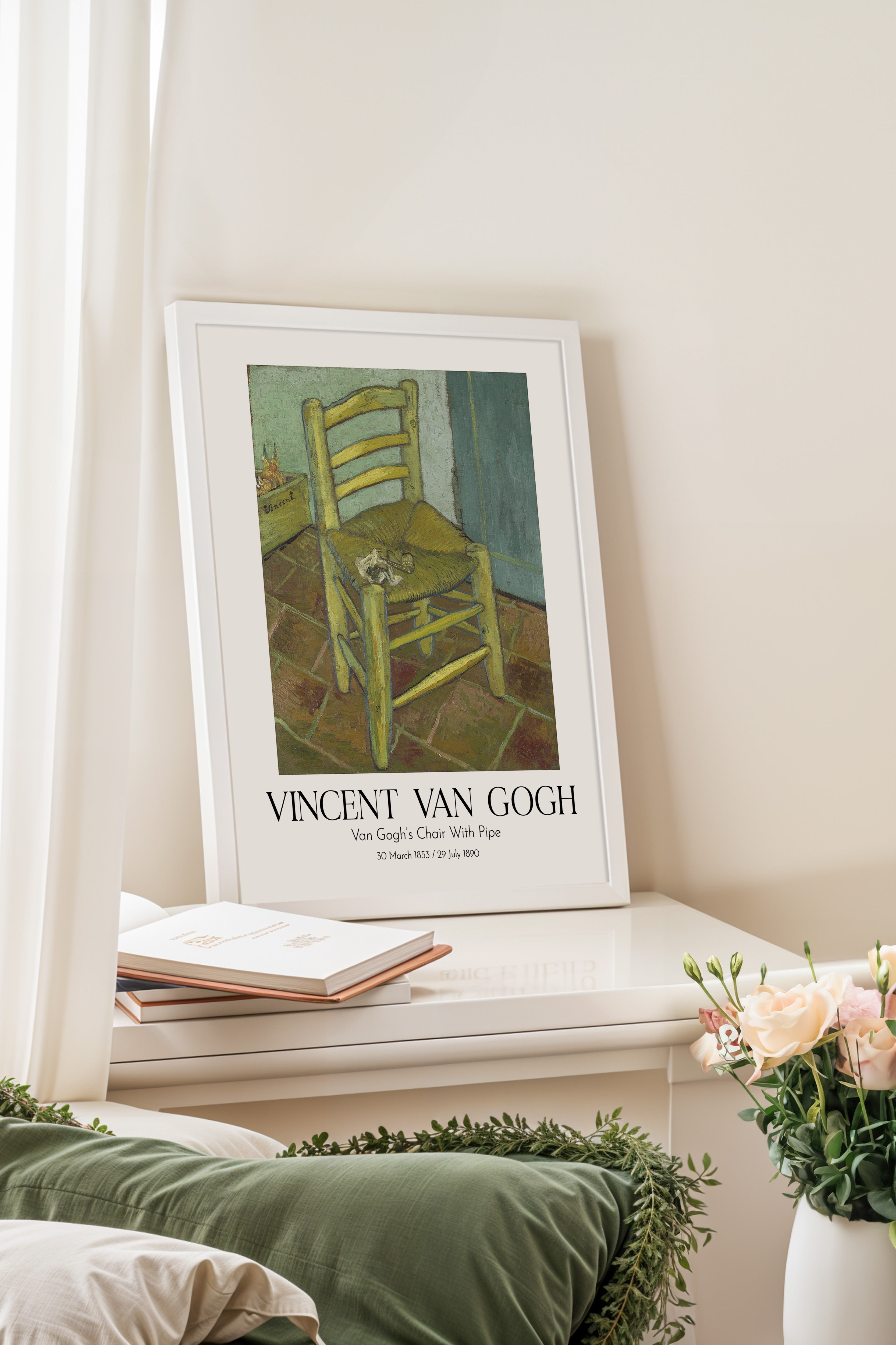 Vincent Van Gogh - Van Gogh'S Chair With Pipe, Beyaz Çerçeveli Tablo, Sanat Serisi NO:110630