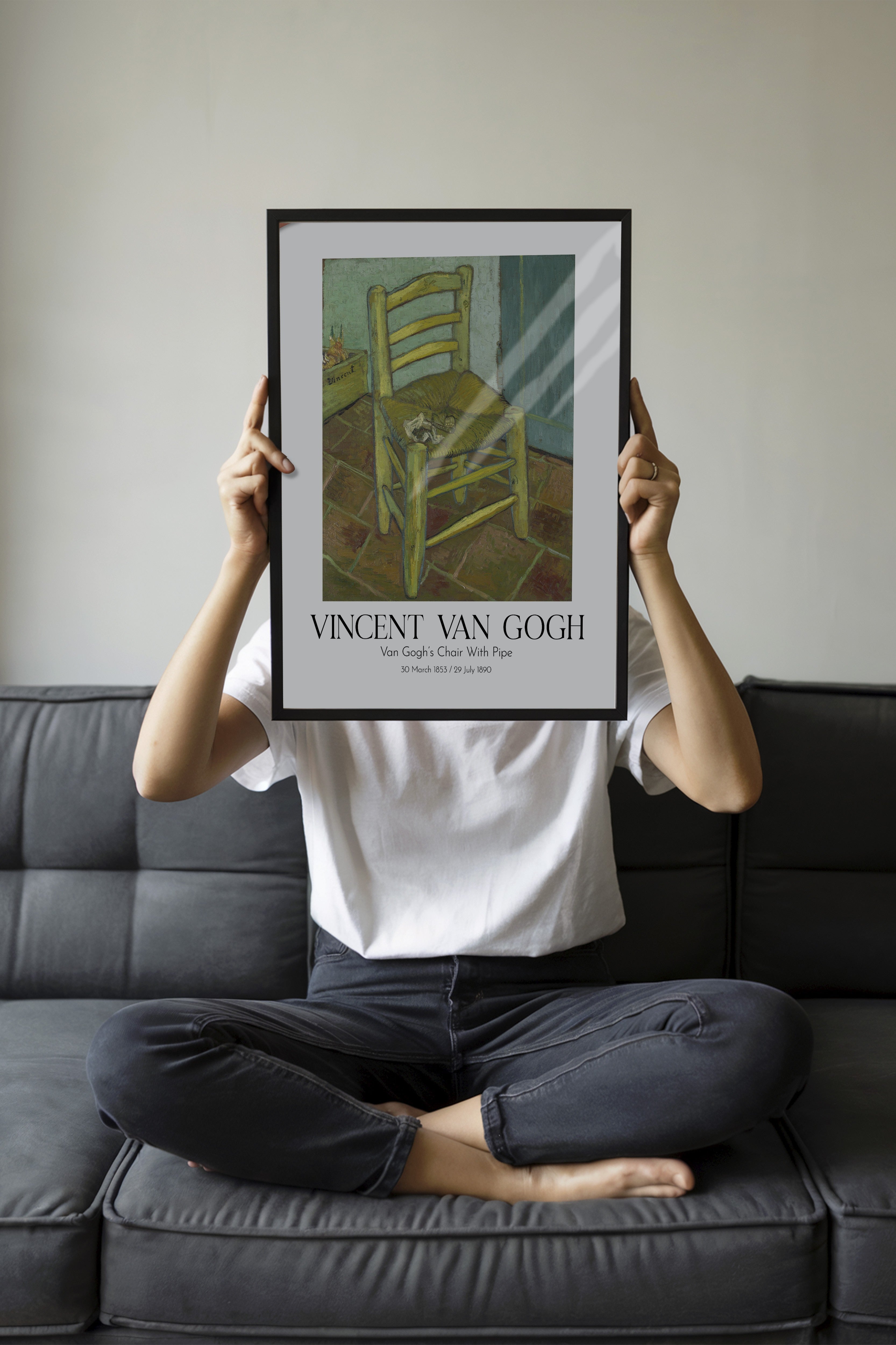 Vincent Van Gogh - Van Gogh'S Chair With Pipe, Siyah Çerçeveli Tablo, Sanat Serisi NO:110630