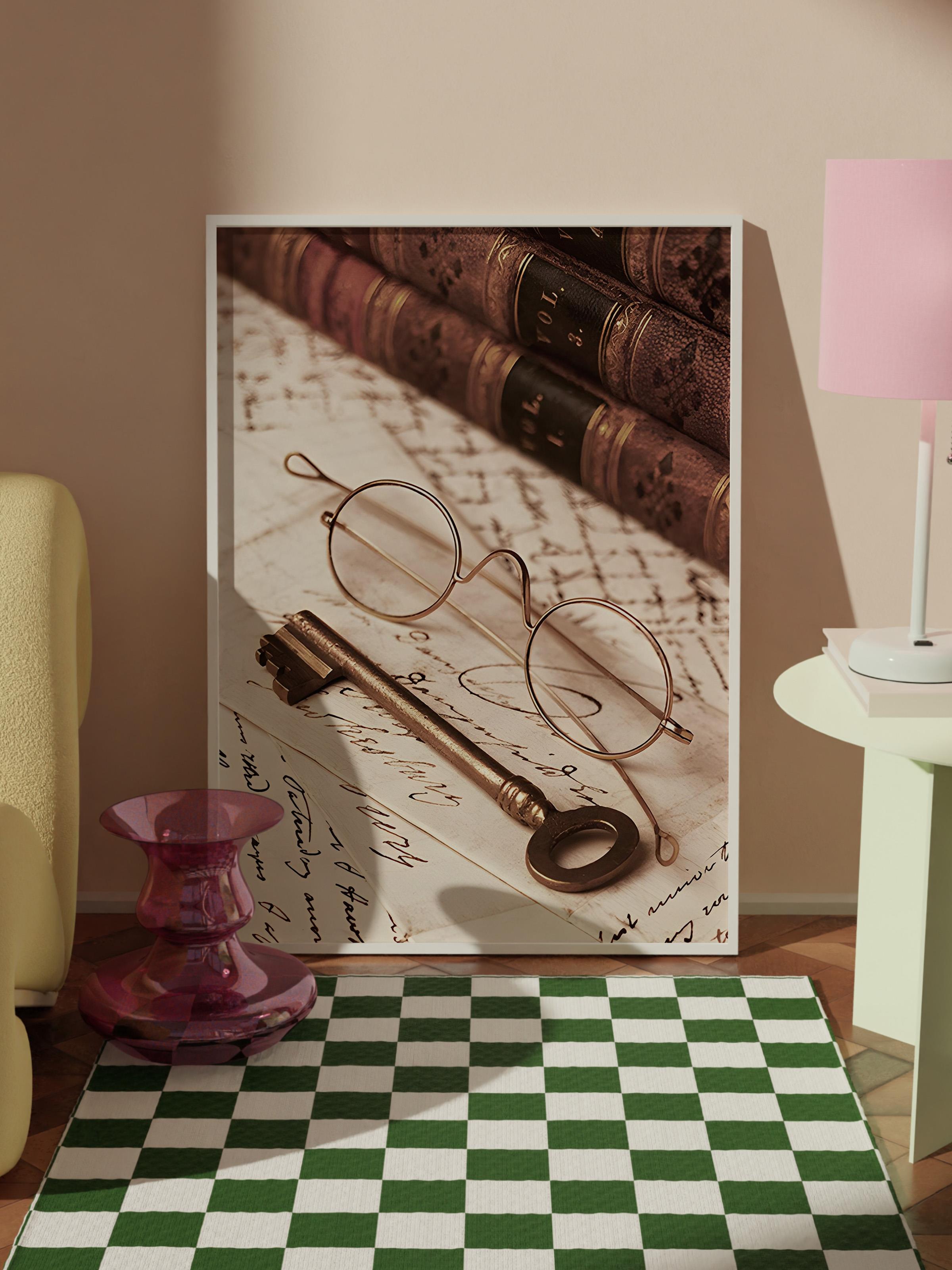 Wizard's Desk Çerçeveli Tablo, Beyaz Çerçeve ve Poster, Dikey Duvar Tablosu Comfort Serisi NO:108316