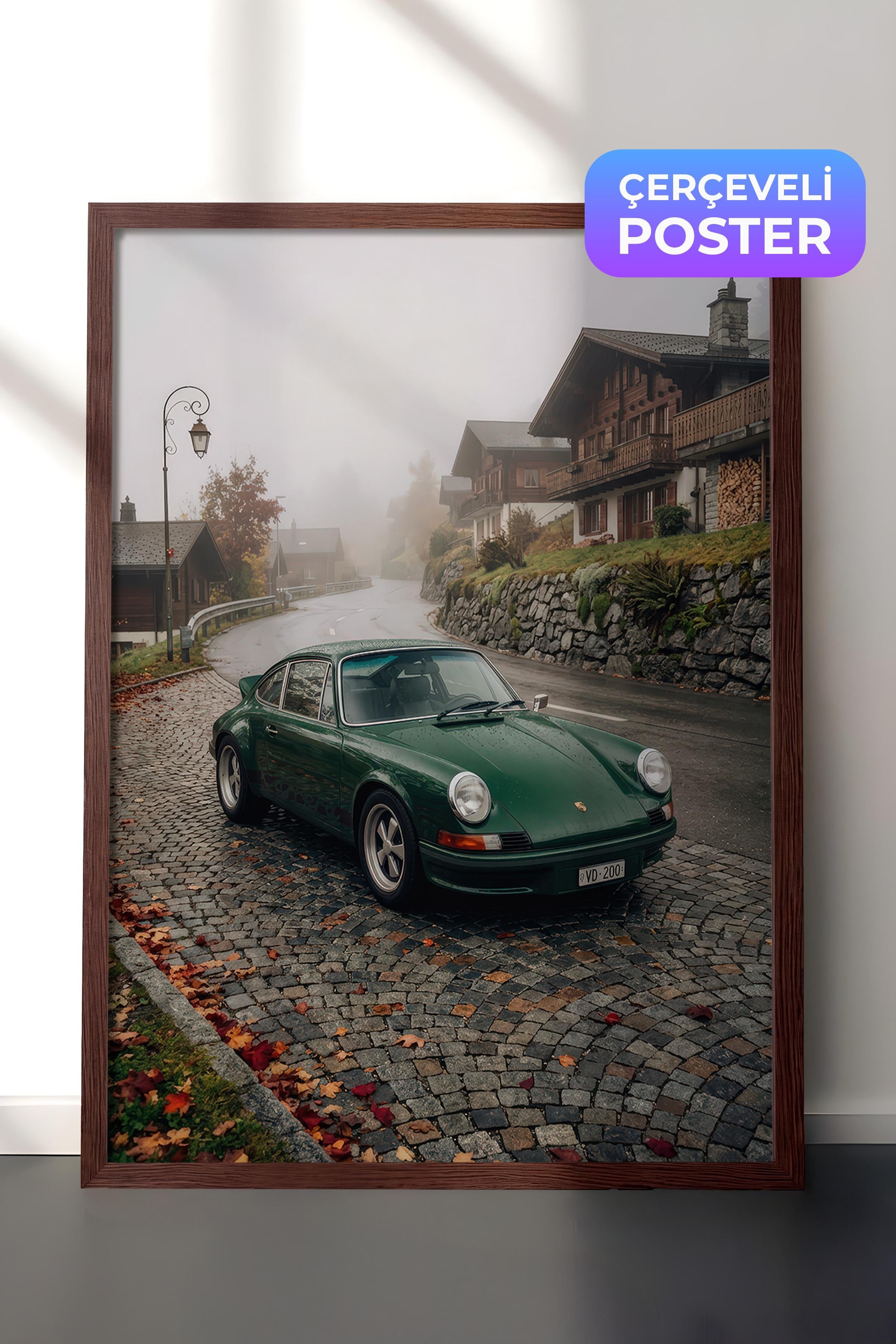 Yeşil Klasik Araba Posteri, Kahverengi Çerçeveli Poster, Old Money Serisi, NO:113127