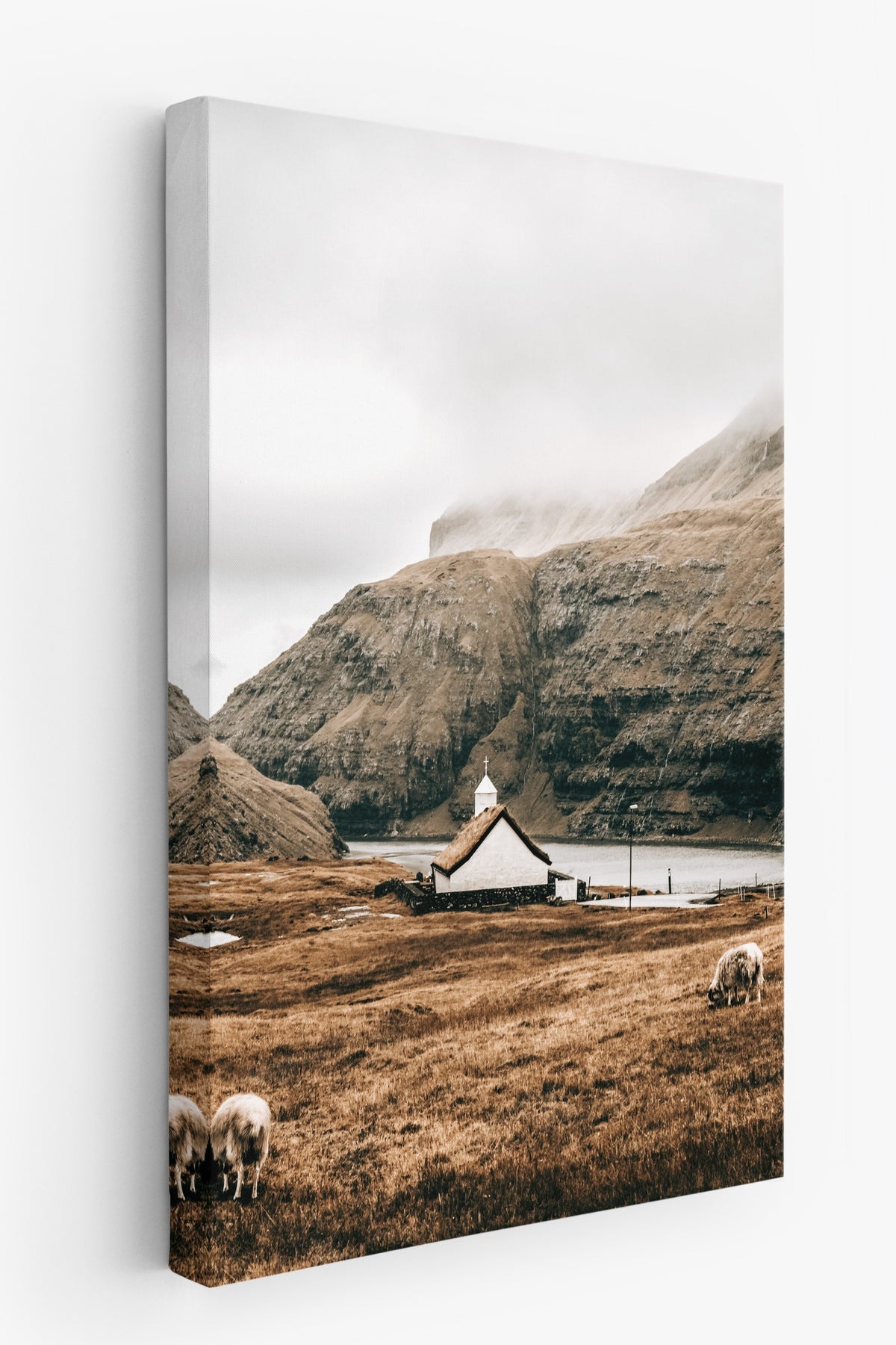 Faroe Adaları'nda Kilise Manzarası Rustic Kanvas Tablo