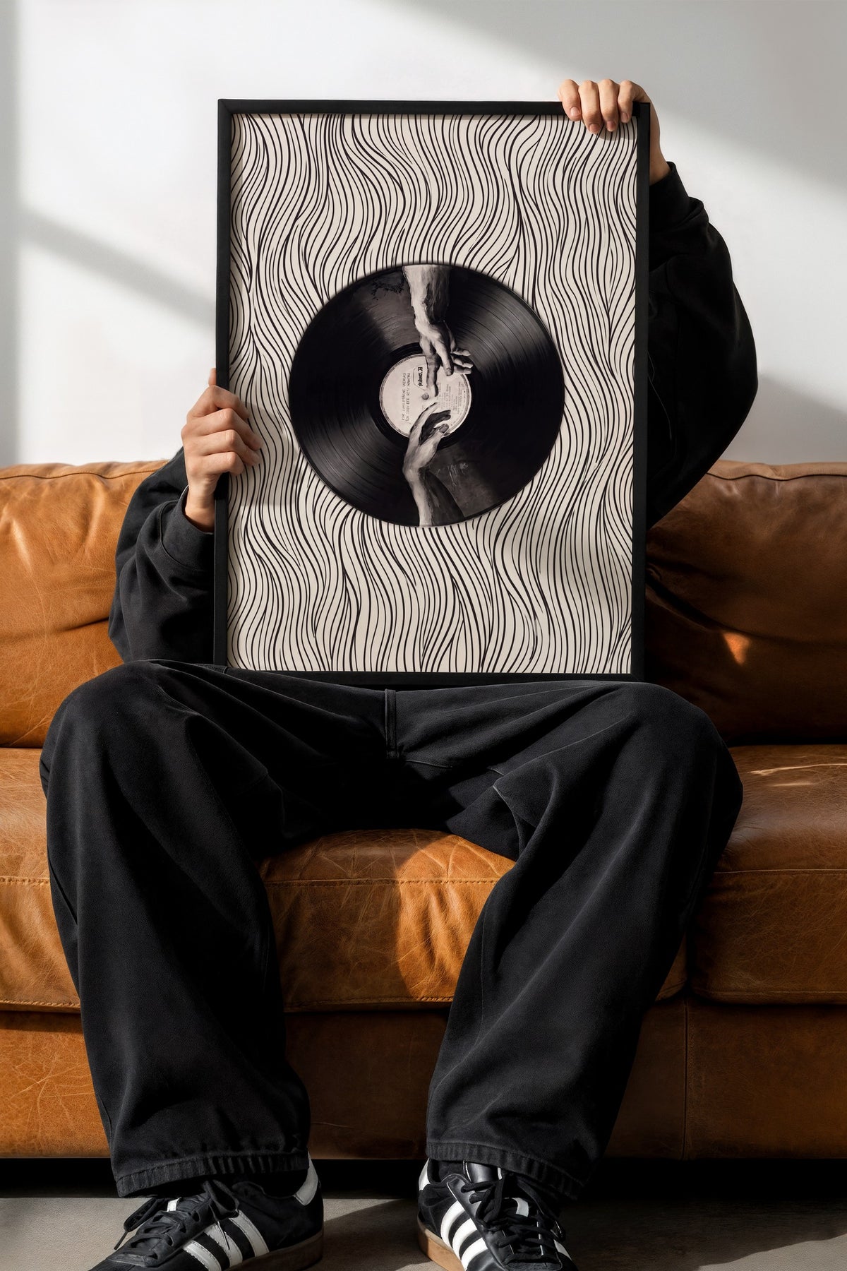 Vinil Dokunuşu Poster – Siyah Çerçeveli Tablo