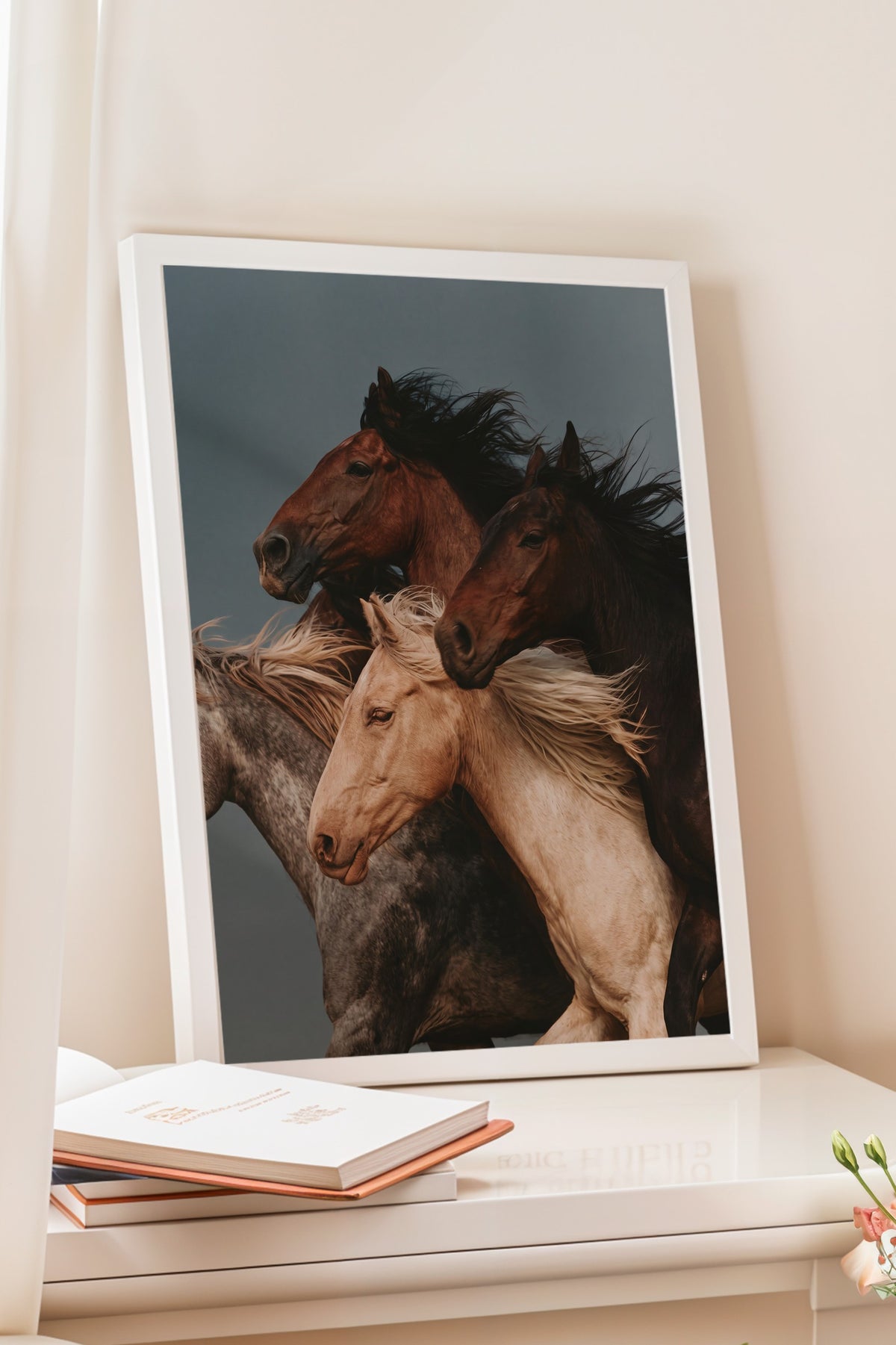 Koşan Atlar Poster – Beyaz Çerçeveli Tablo