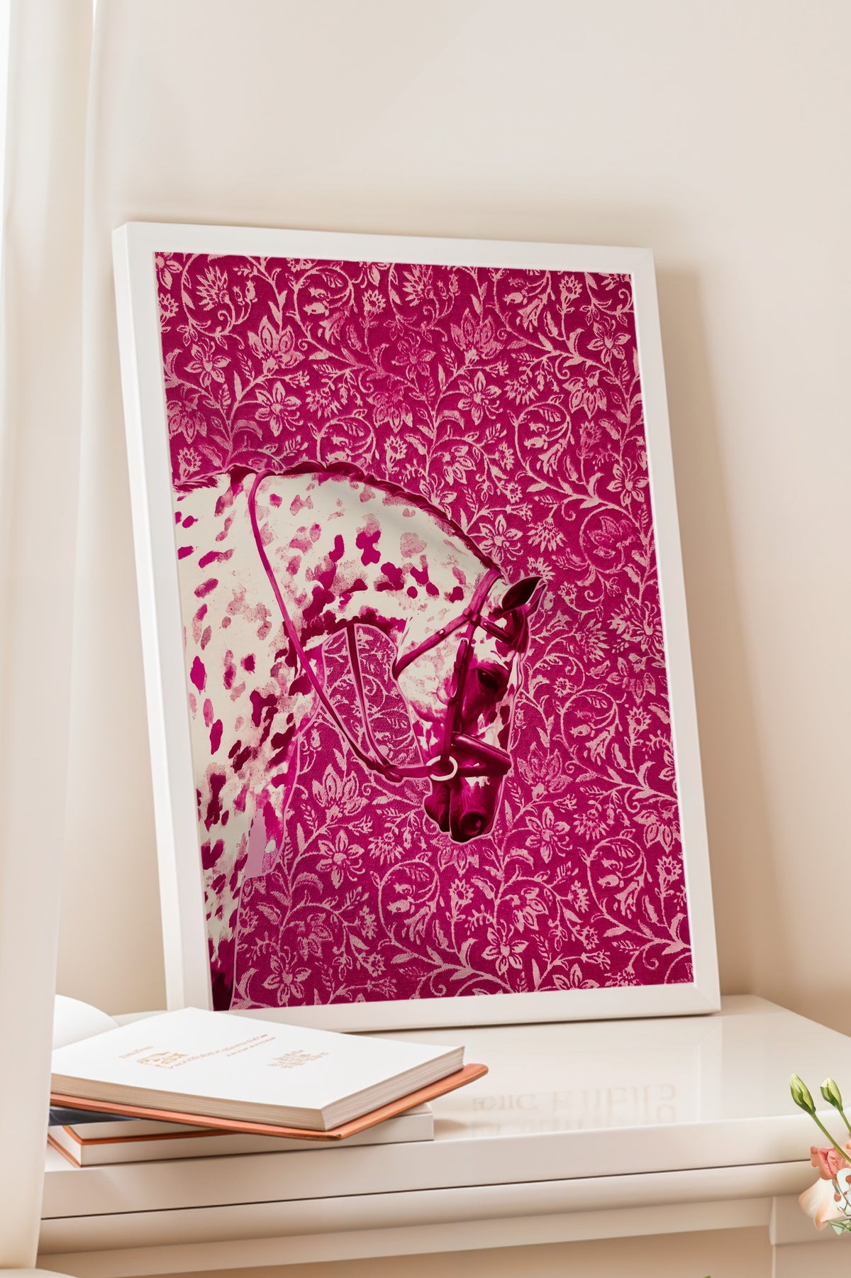 Çiçek Desenli At Poster – Beyaz Çerçeveli Tablo