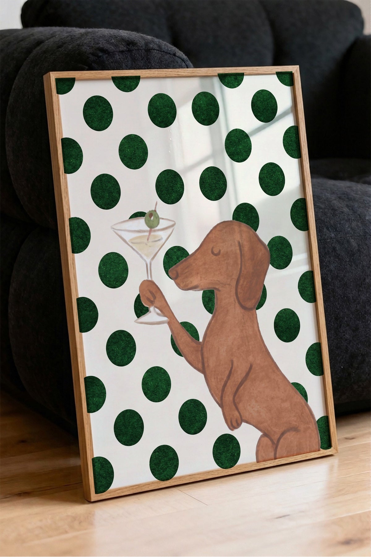Köpek ve Martini Bardağı Poster – Ahşap Çerçeveli Tablo