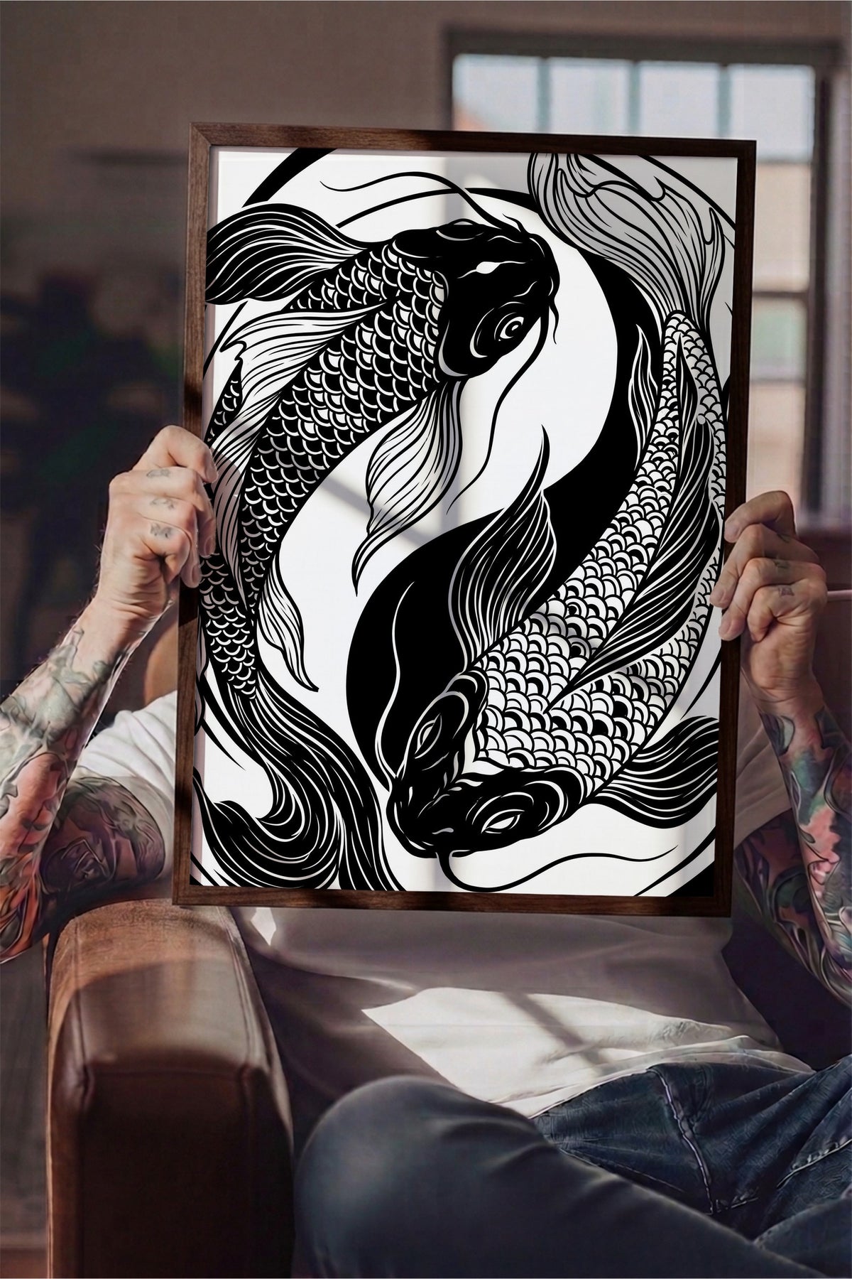 Koi Balığı Çizimi Poster – Kahverengi Çerçeveli Tablo
