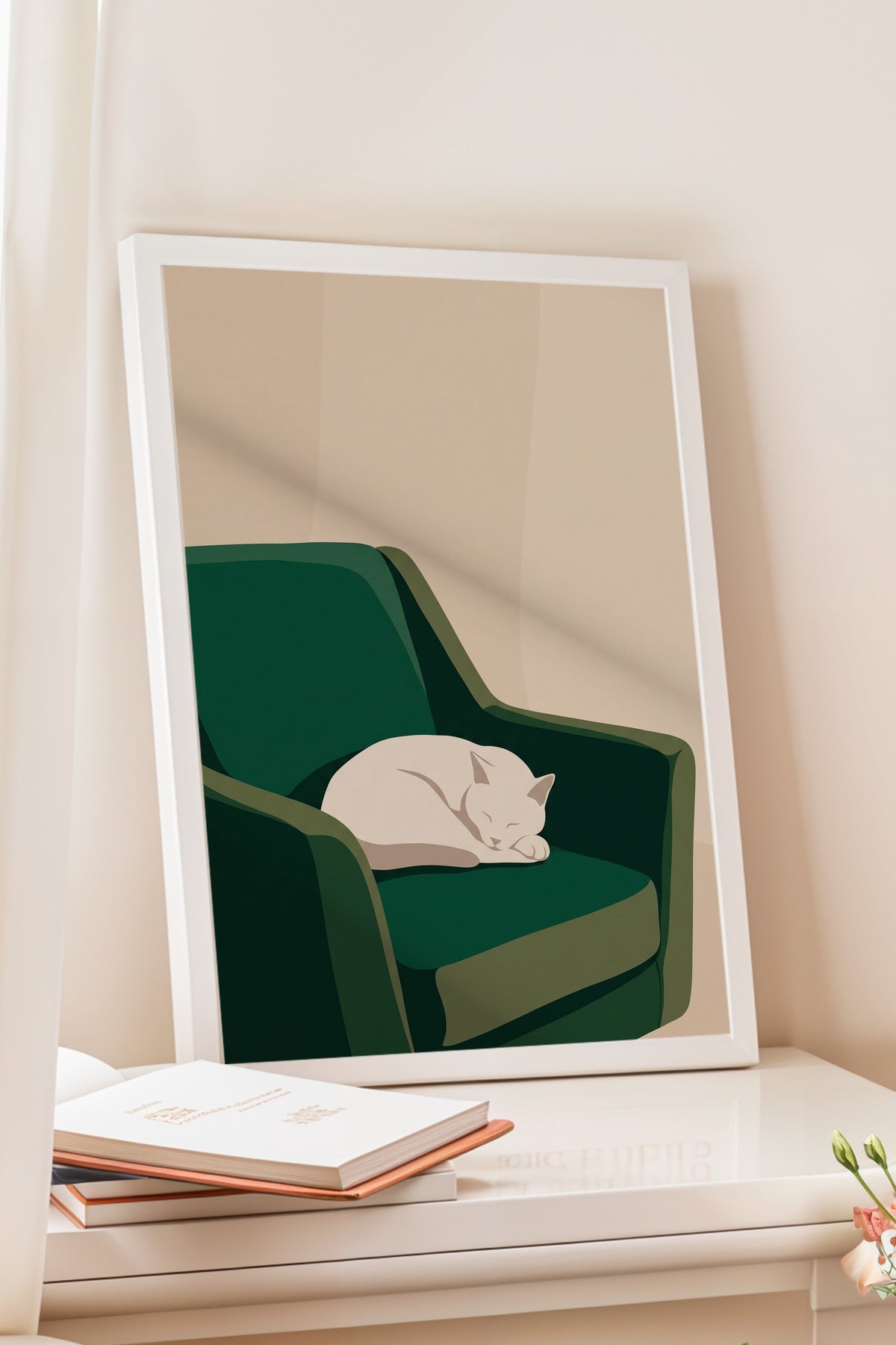 Koltuk Üzerinde Uyuyan Kedi Poster – Beyaz Çerçeveli Tablo