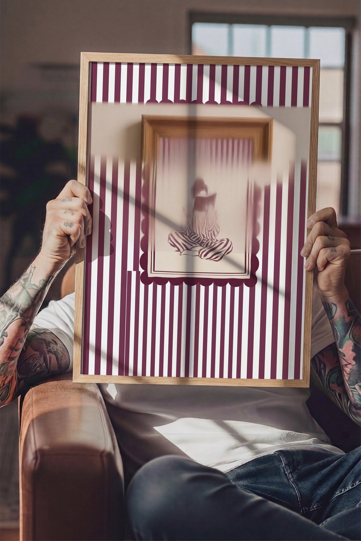Çizgilerle Kitap Okuyan Figür Poster – Ahşap Çerçeveli Tablo