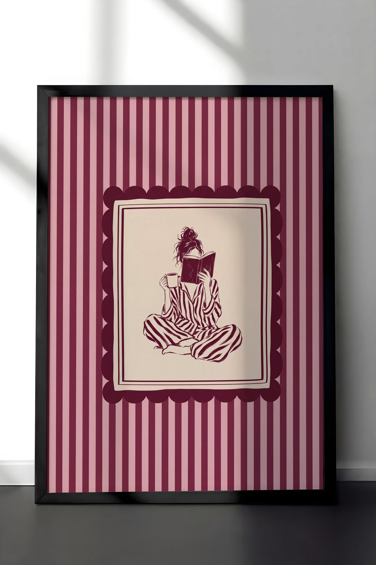 Kahve ve Kitap ile Rahatlama Poster – Siyah Çerçeveli Tablo