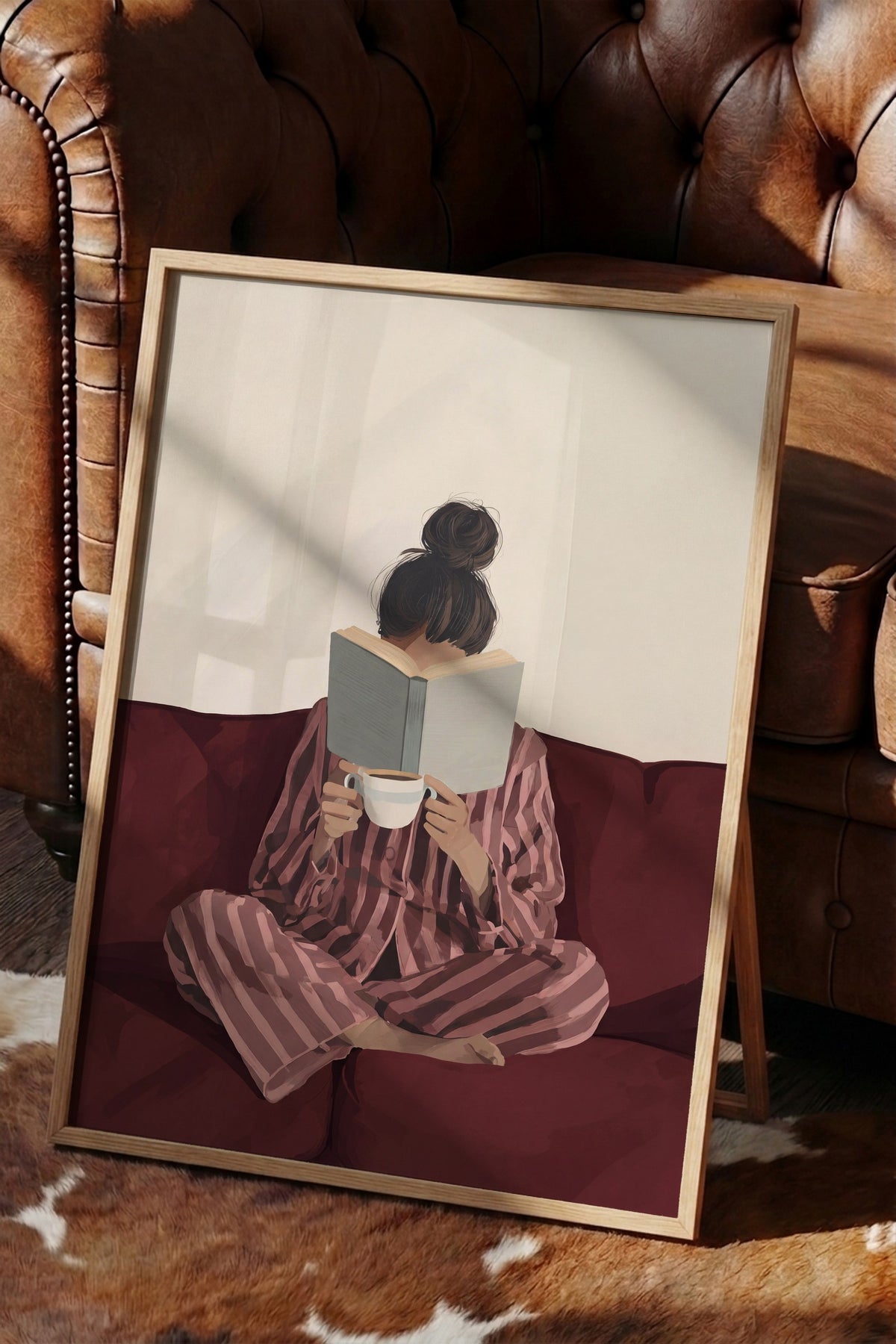 Pijamalı Sessiz Okuma Anı Poster – Ahşap Çerçeveli Tablo