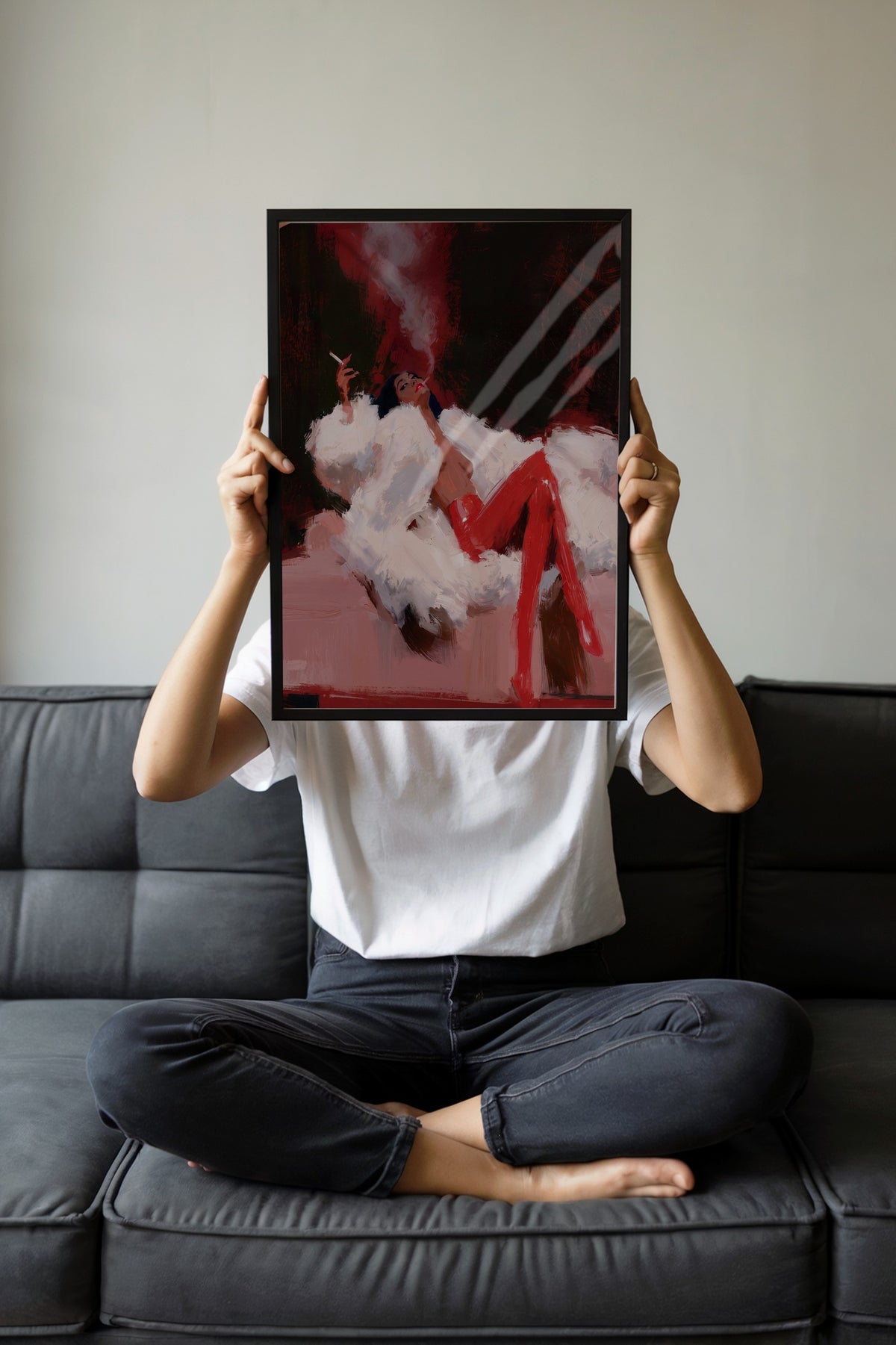 Dumanlı Kadın Figürü Poster – Siyah Çerçeveli Tablo