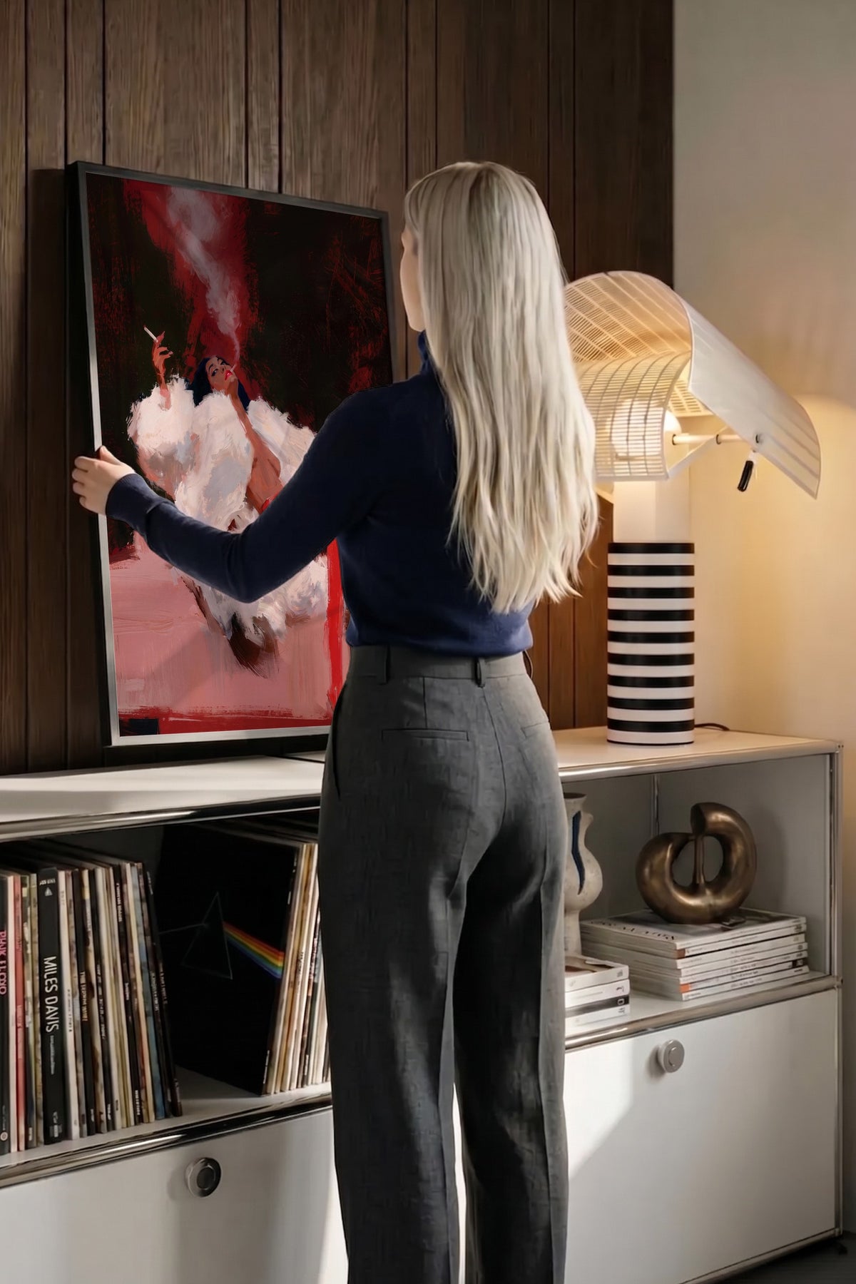 Dumanlı Kadın Figürü Poster – Siyah Çerçeveli Tablo