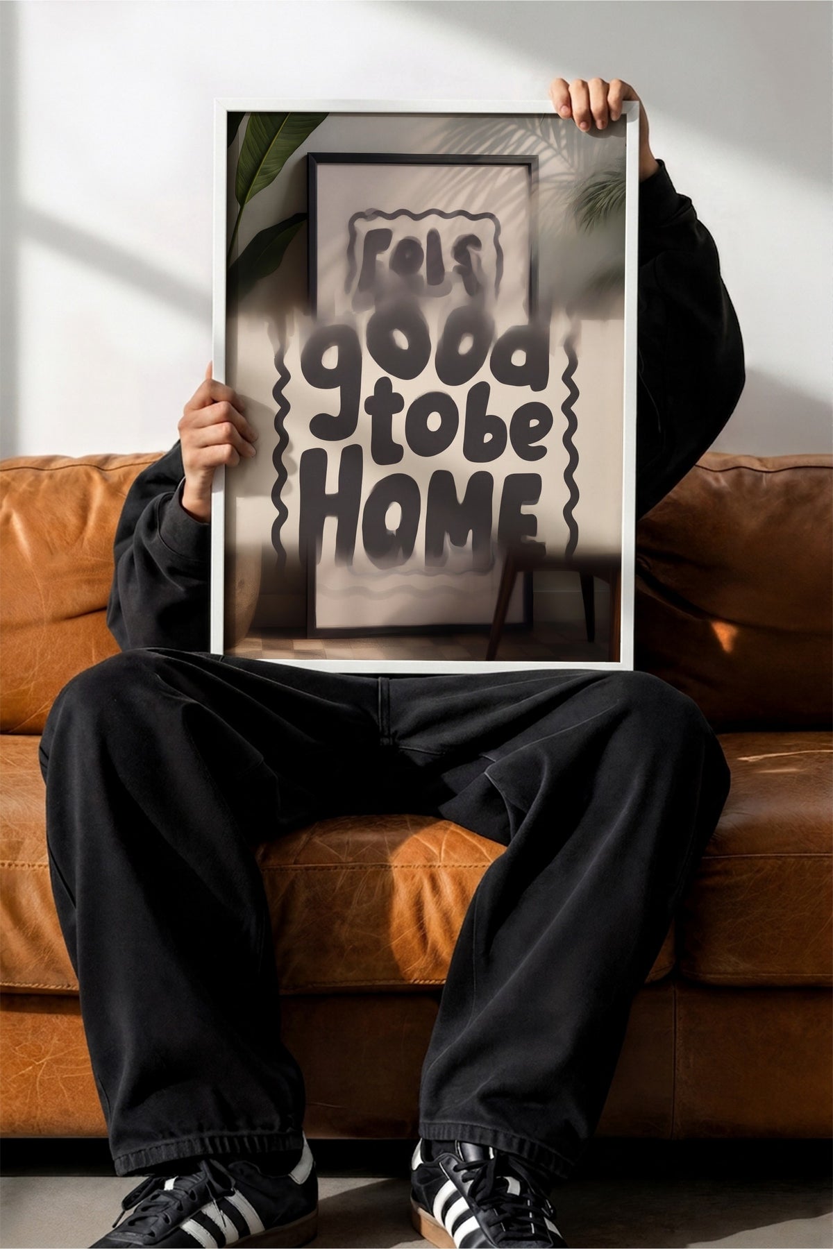 Feels good to be home Poster – Beyaz Çerçeveli Tablo
