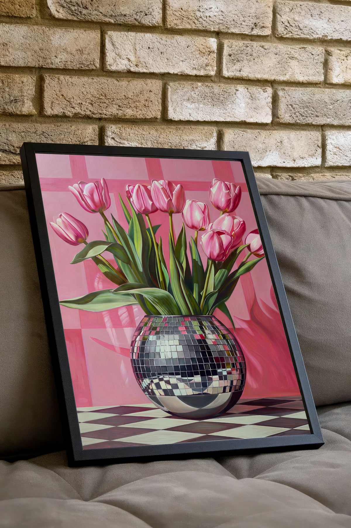 Vazoda Pembe Laleler Poster – Siyah Çerçeveli Tablo