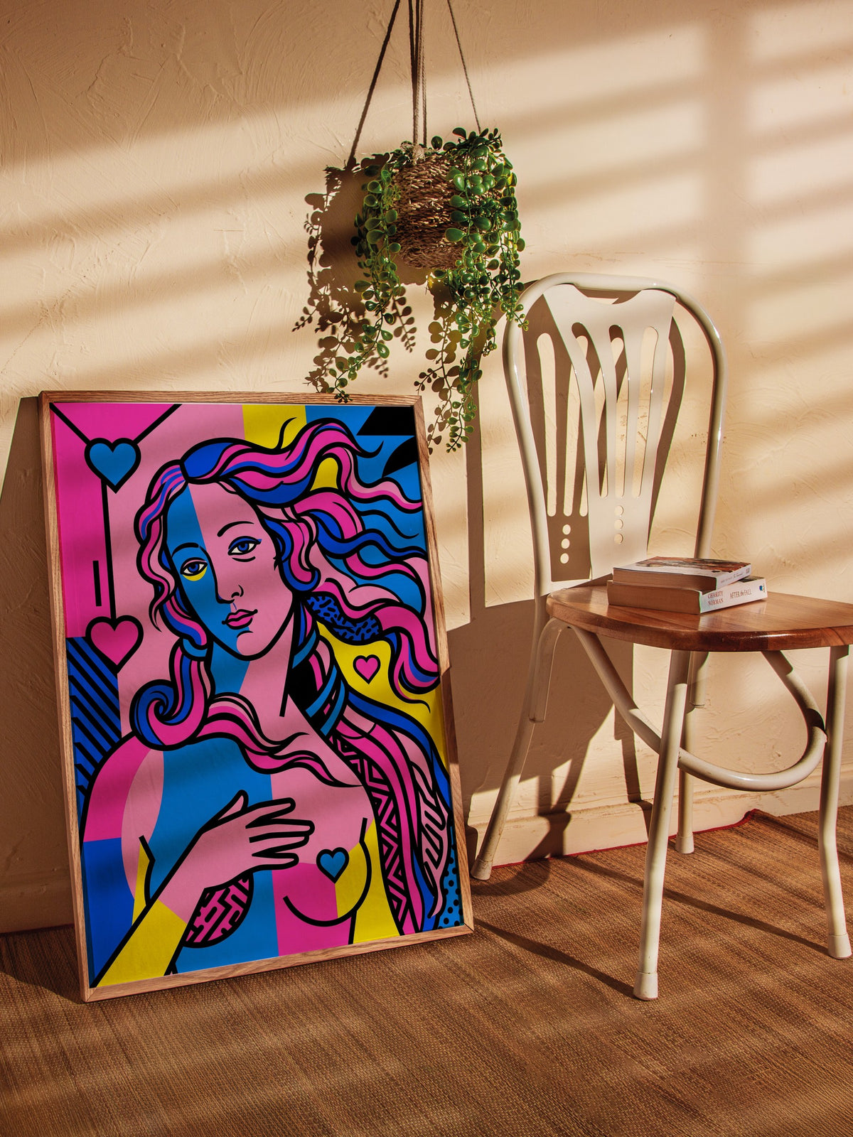 Renkli Pop Art Kadın Figürü Poster – Ahşap Çerçeveli Tablo