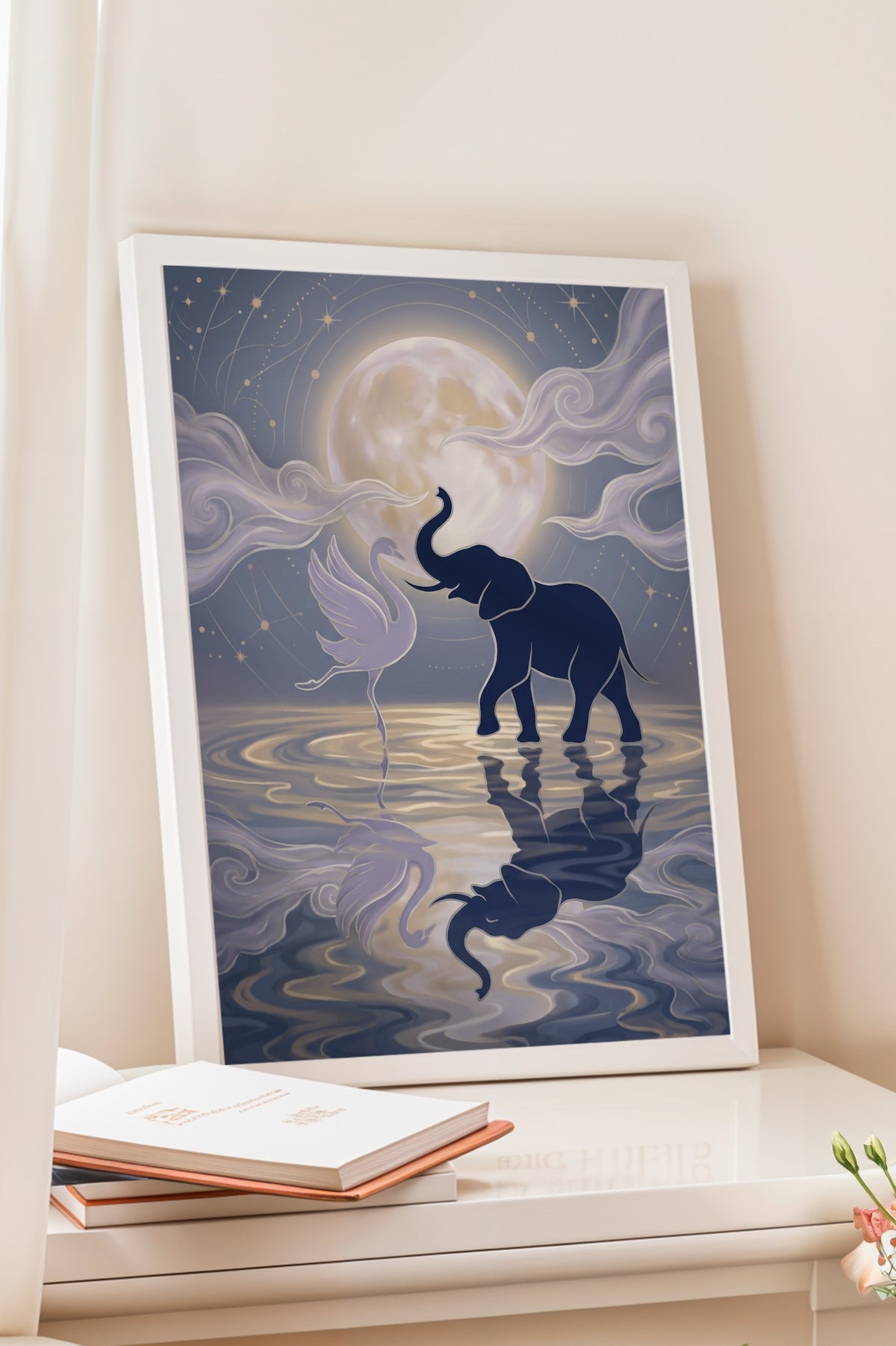Ay Işığında Fil ve Kuğu Poster – Beyaz Çerçeveli Tablo