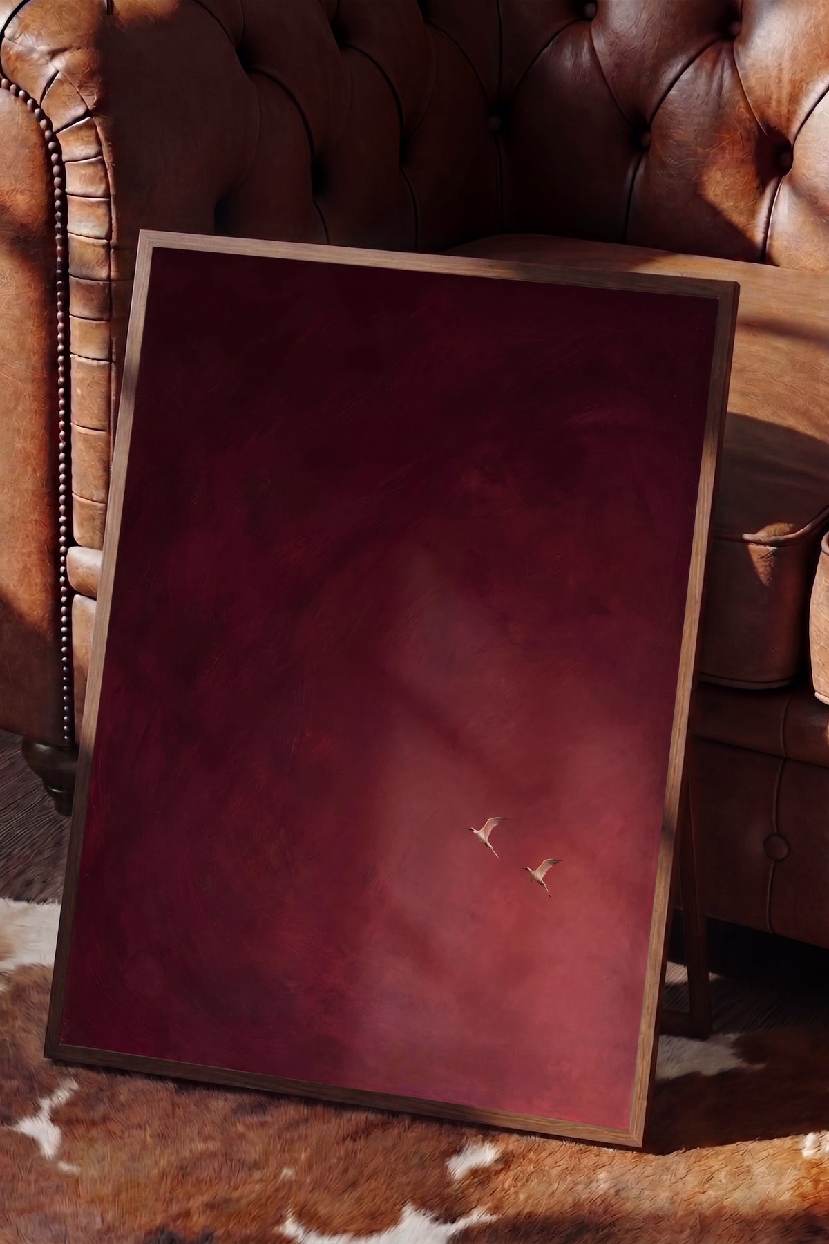 Kızıl Gökyüzünde Uçan Kuşlar Poster – Kahverengi Çerçeveli Tablo