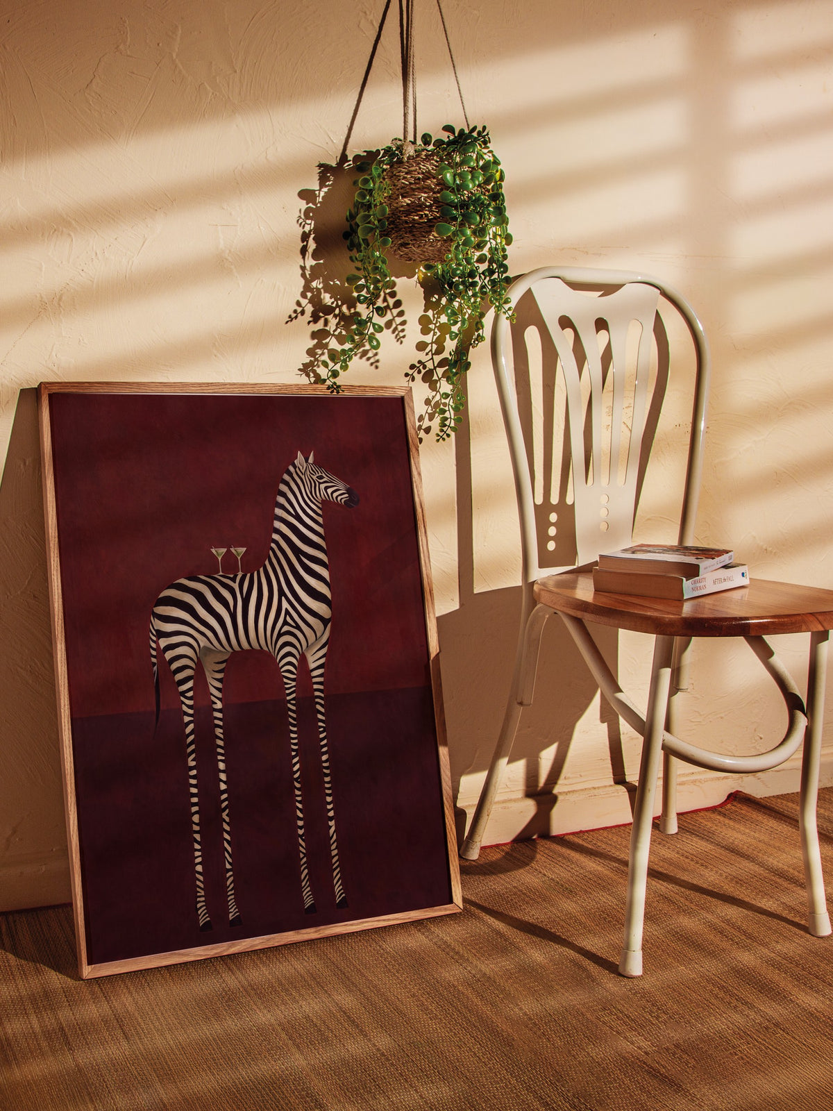Garip Zebra Yorumu Poster – Ahşap Çerçeveli Tablo