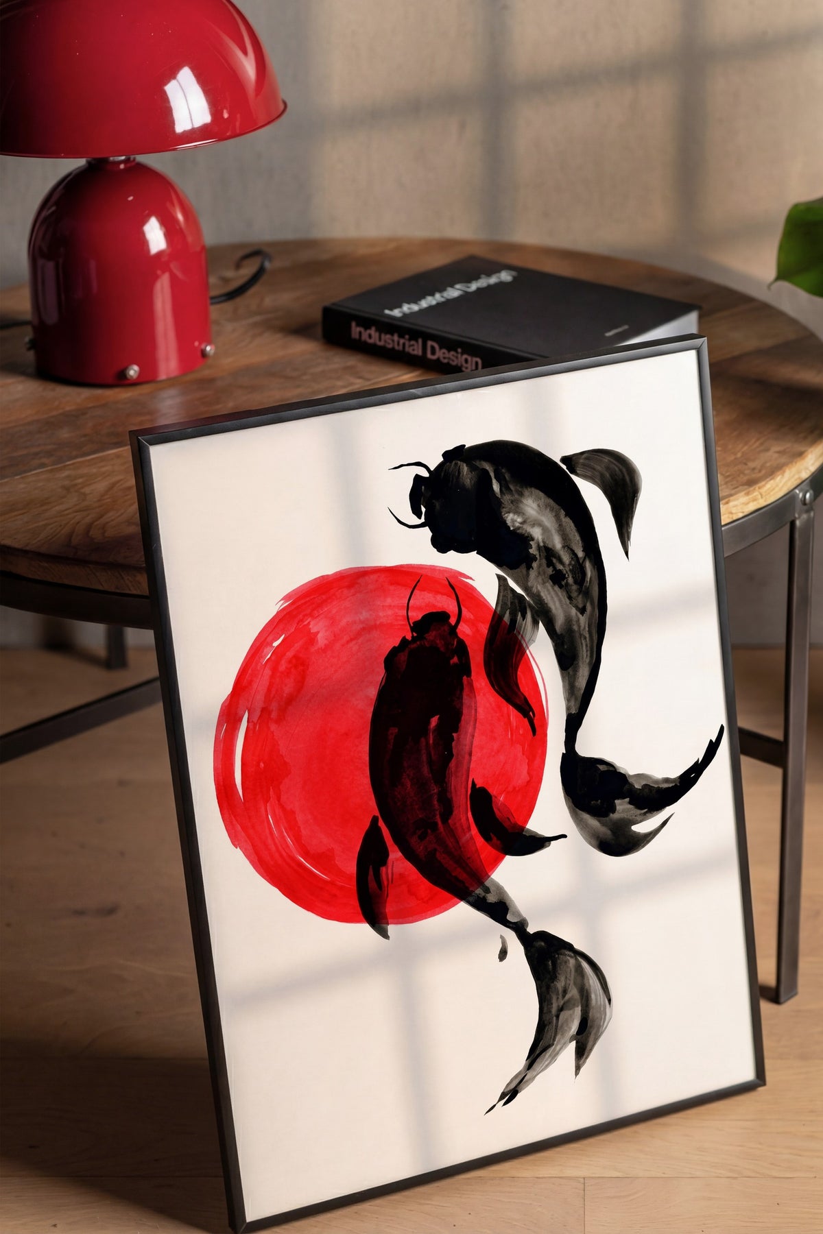 Koi Balıkları ve Kırmızı Güneş Poster – Siyah Çerçeveli Tablo
