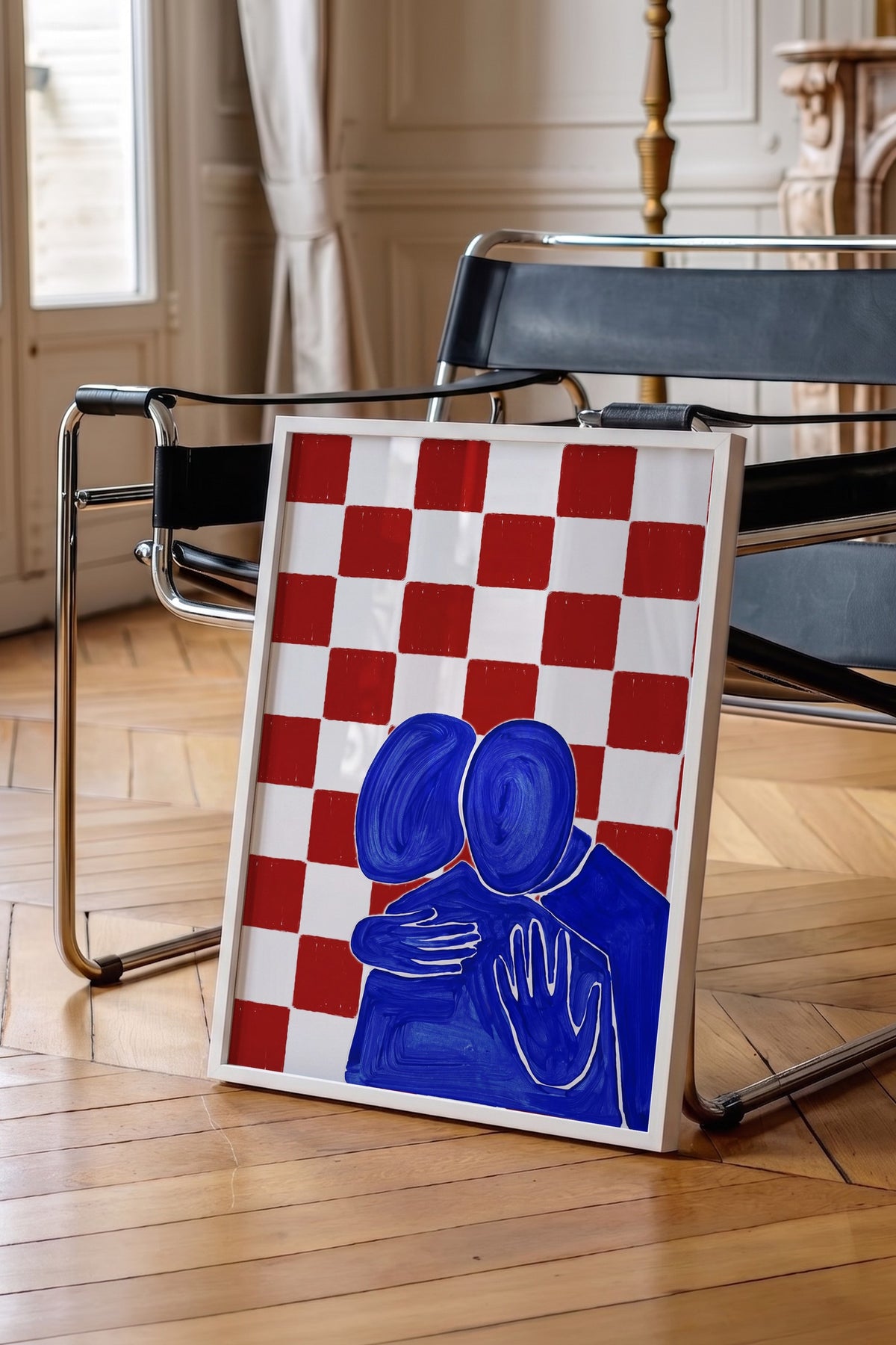Kırmızı Kareli Sarılan Figürler Poster – Beyaz Çerçeveli Tablo