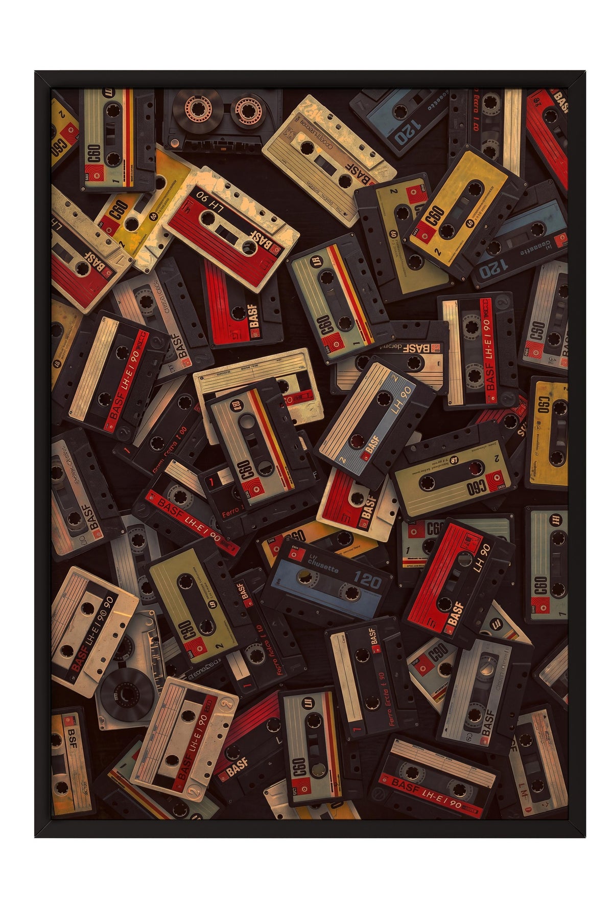 Retro Kaset Koleksiyonu Poster – Siyah Çerçeveli Tablo