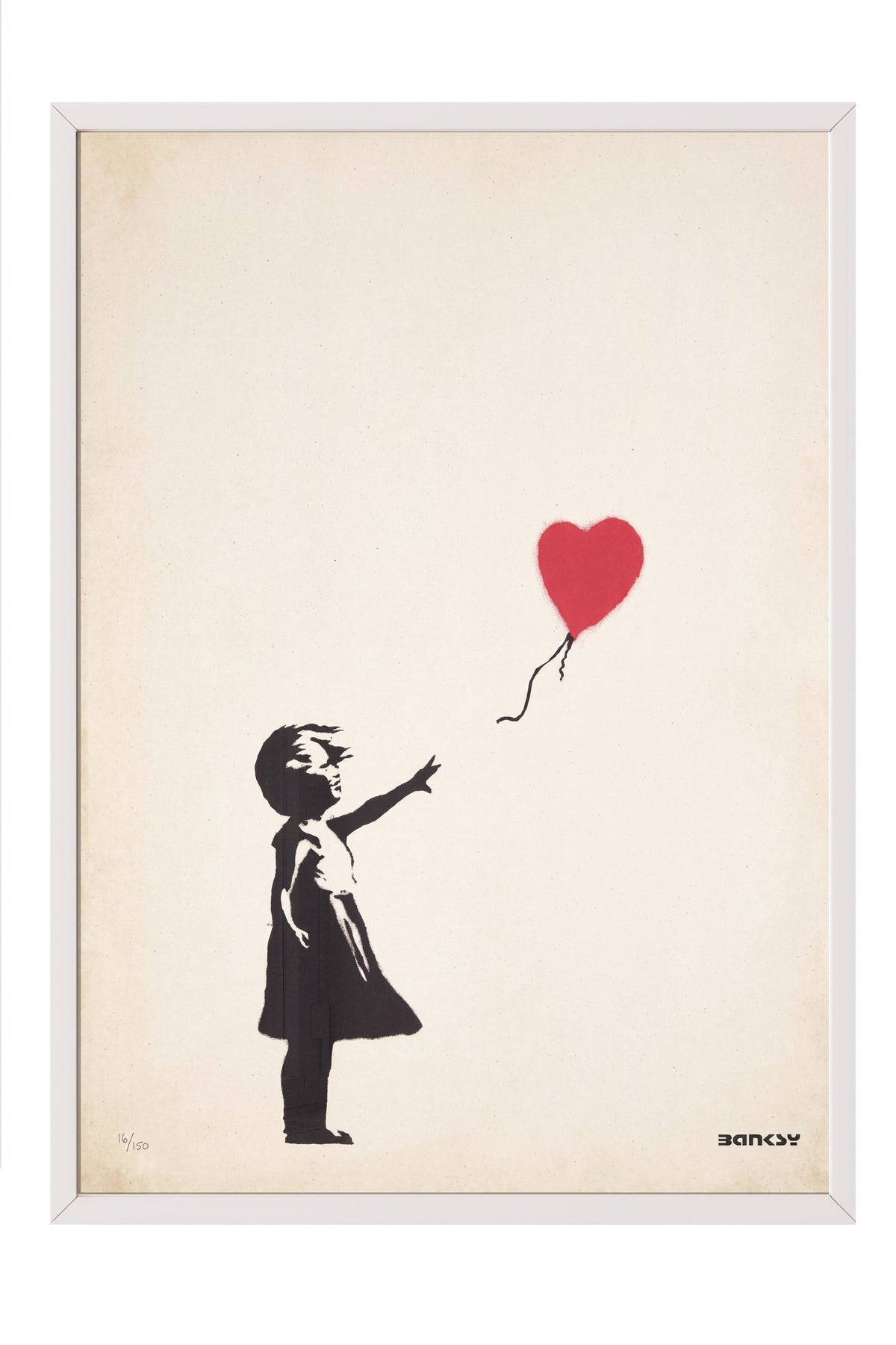 Kalpli Balon Tutan Kız Poster – Beyaz Çerçeveli Tablo