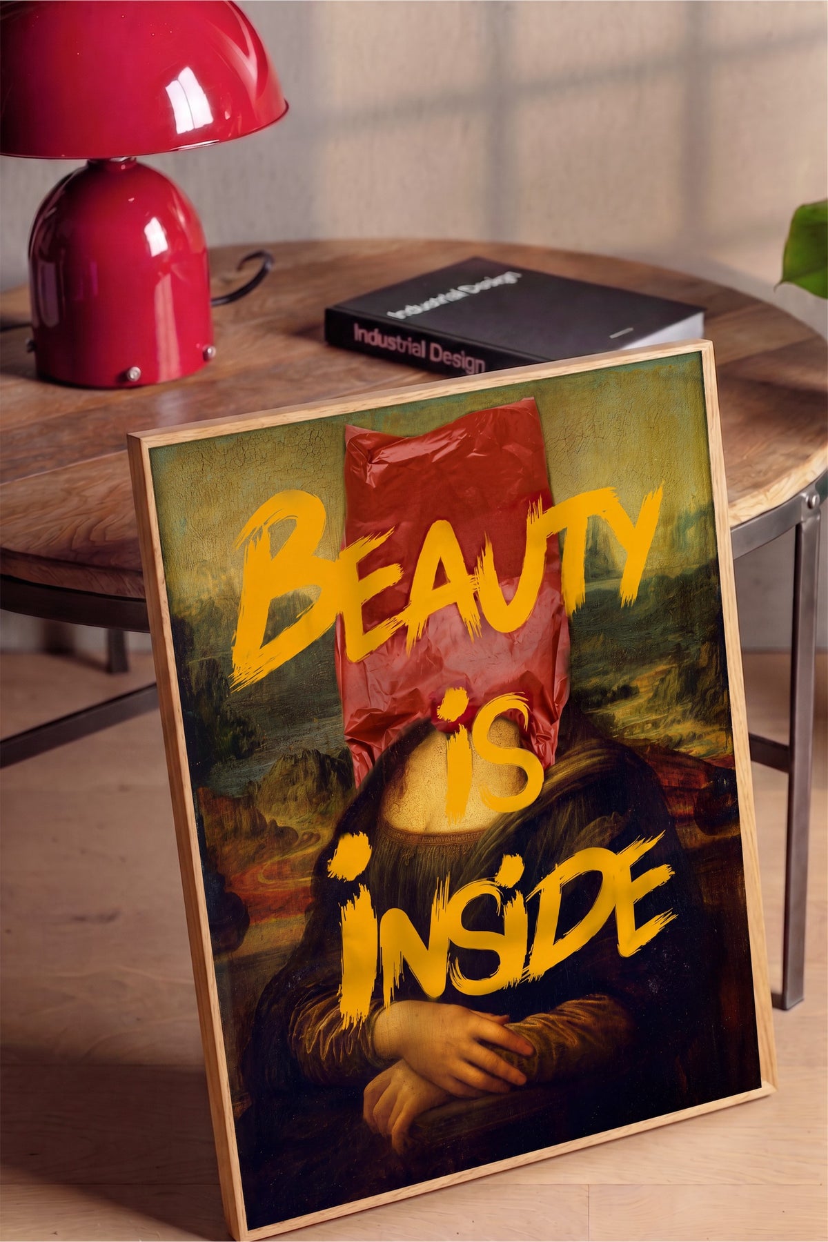 Beauty Is Inside Poster – Ahşap Çerçeveli Tablo