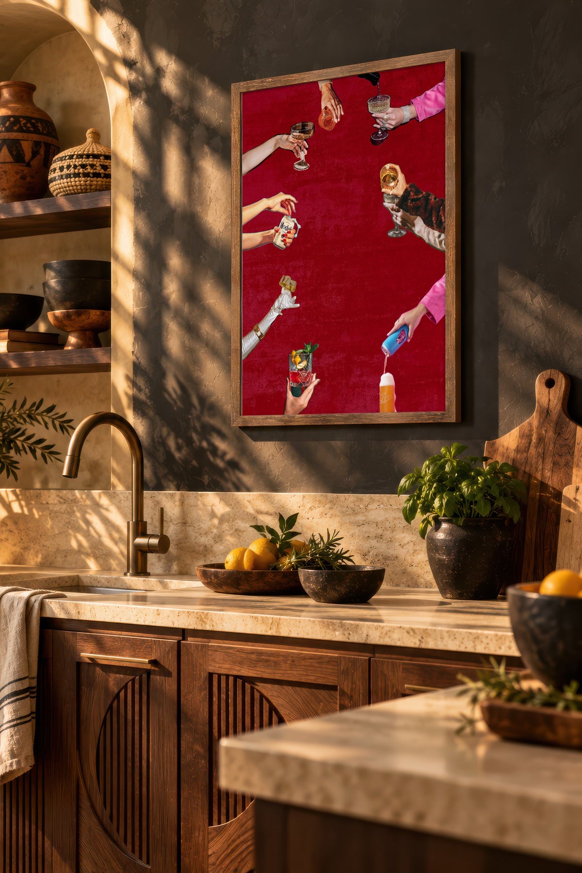 Retro Tarzda İçecek Sunumu Poster – Kahverengi Çerçeveli Tablo