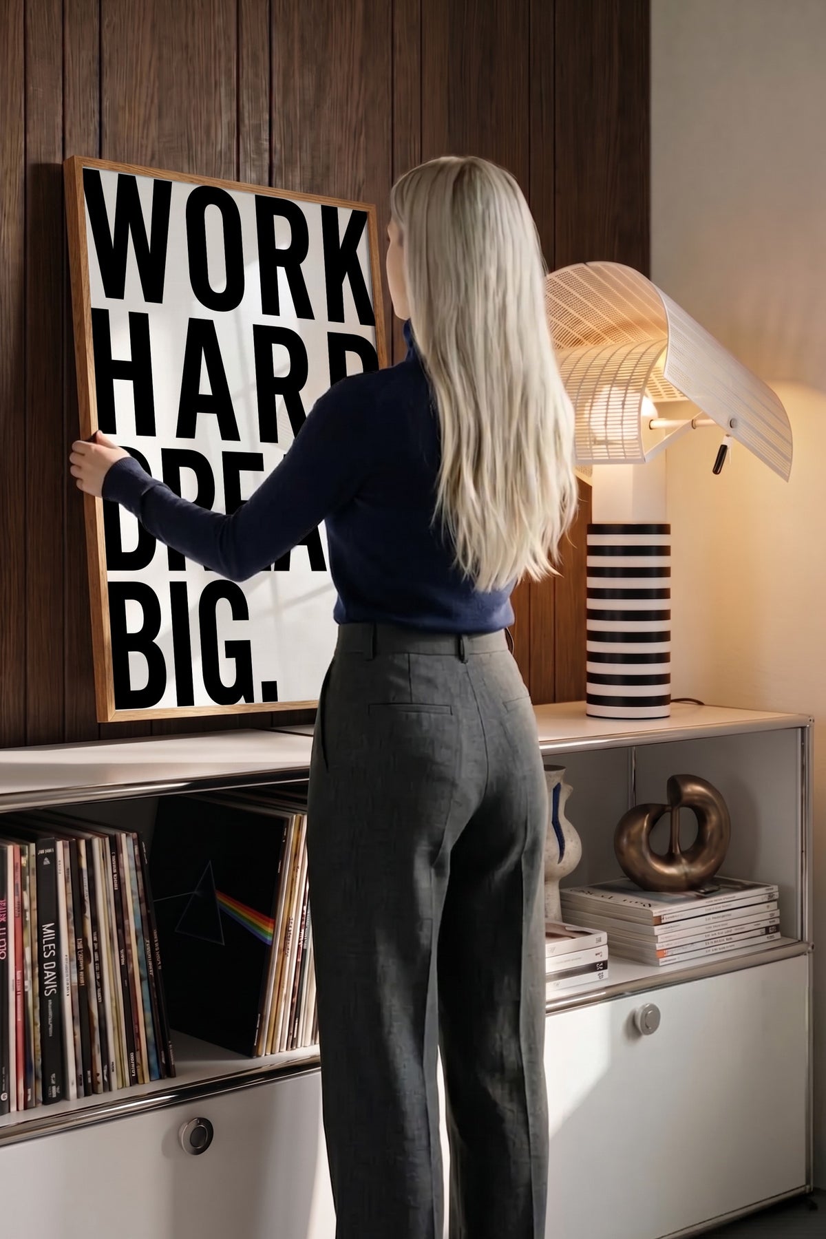 WORK HARD DREAM BIG. Poster – Ahşap Çerçeveli Tablo