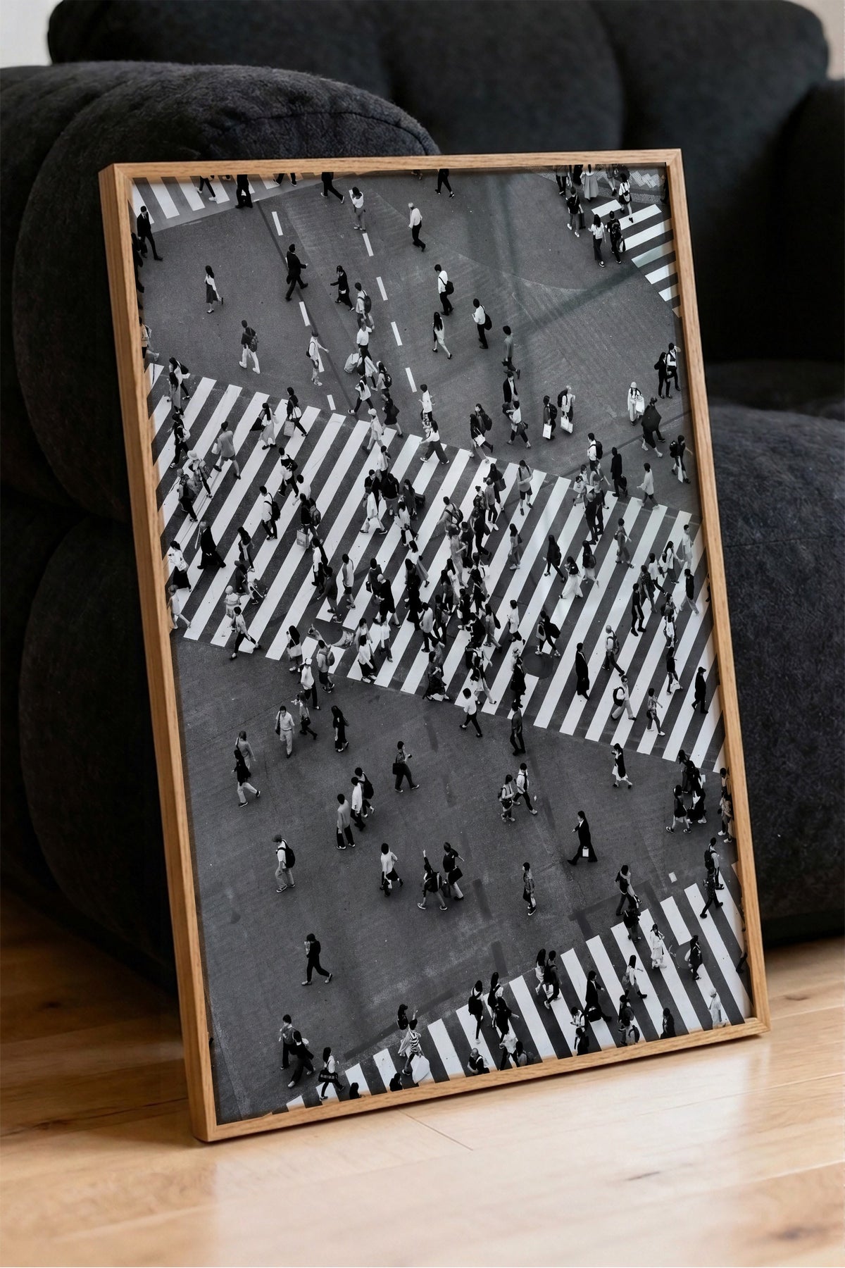 Kalabalık Yaya Geçidi Poster – Ahşap Çerçeveli Tablo