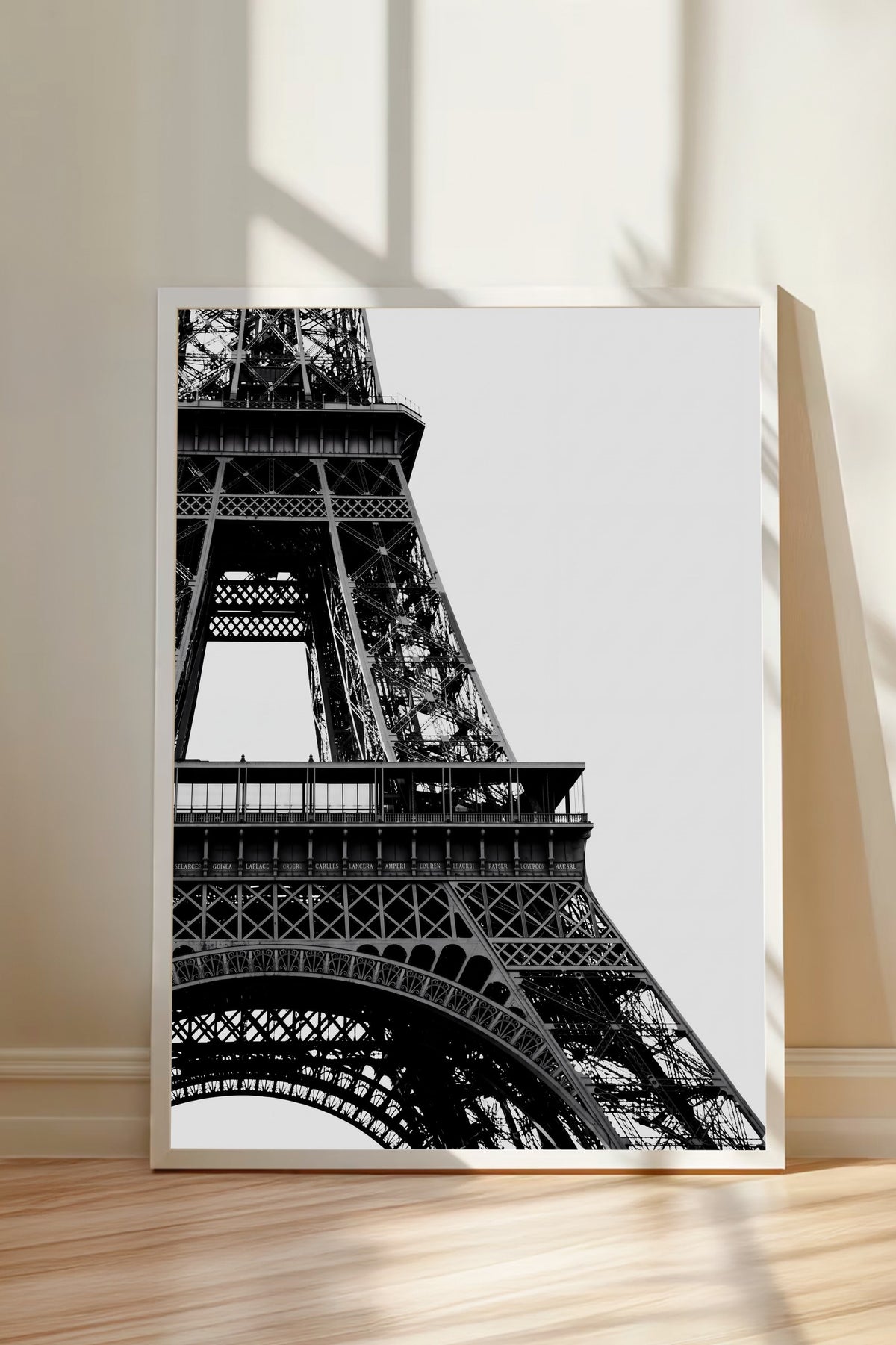 Eiffel Kulesi Detayları Poster – Beyaz Çerçeveli Tablo