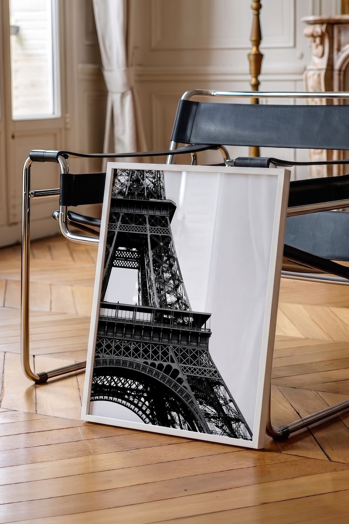 Eiffel Kulesi Detayları Poster – Beyaz Çerçeveli Tablo