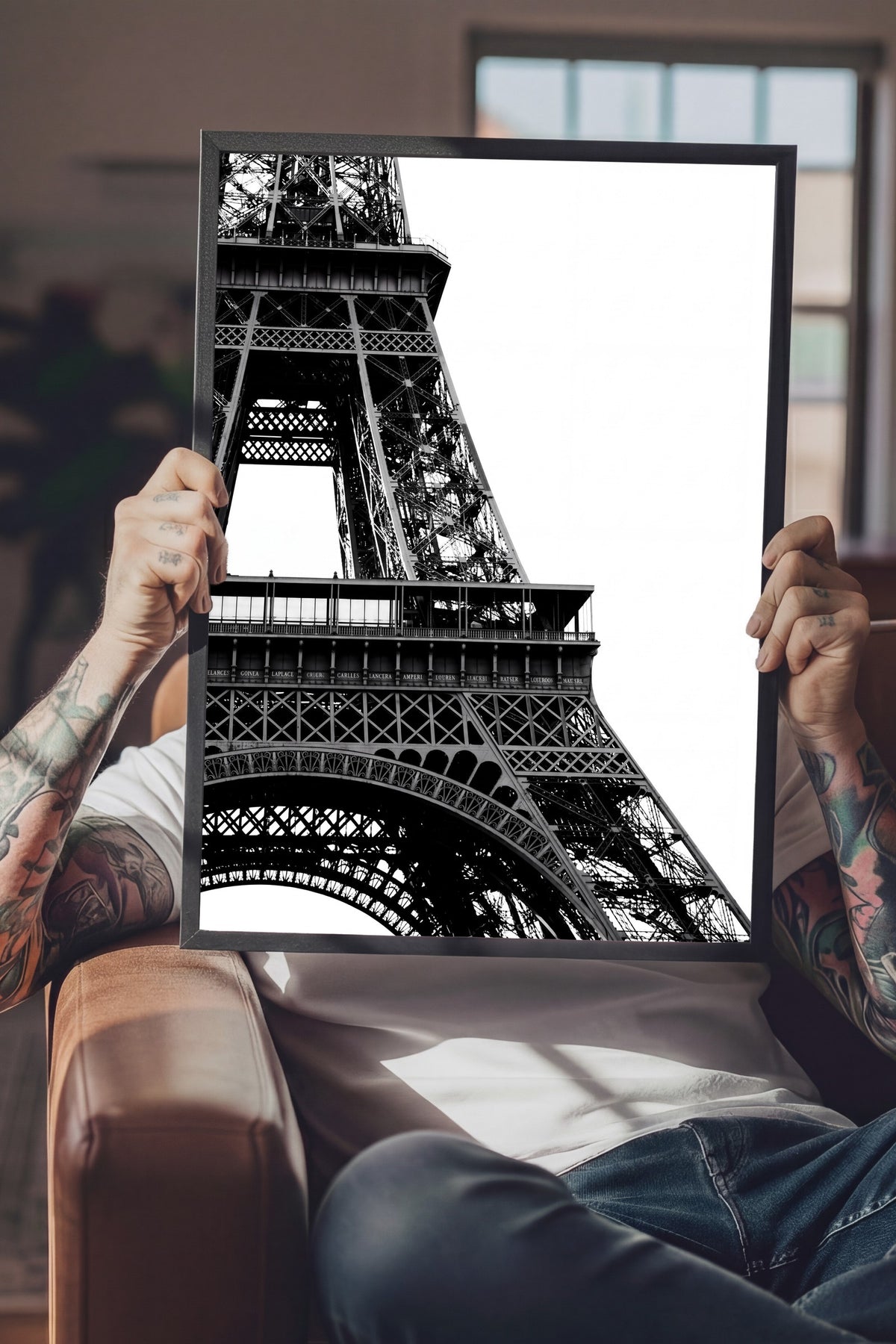 Eiffel Kulesi Detayları Poster – Siyah Çerçeveli Tablo