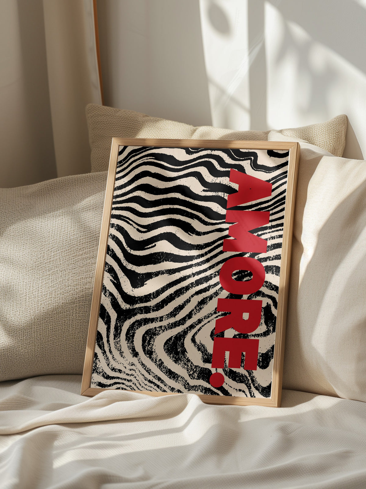 AMORE. Poster – Ahşap Çerçeveli Tablo