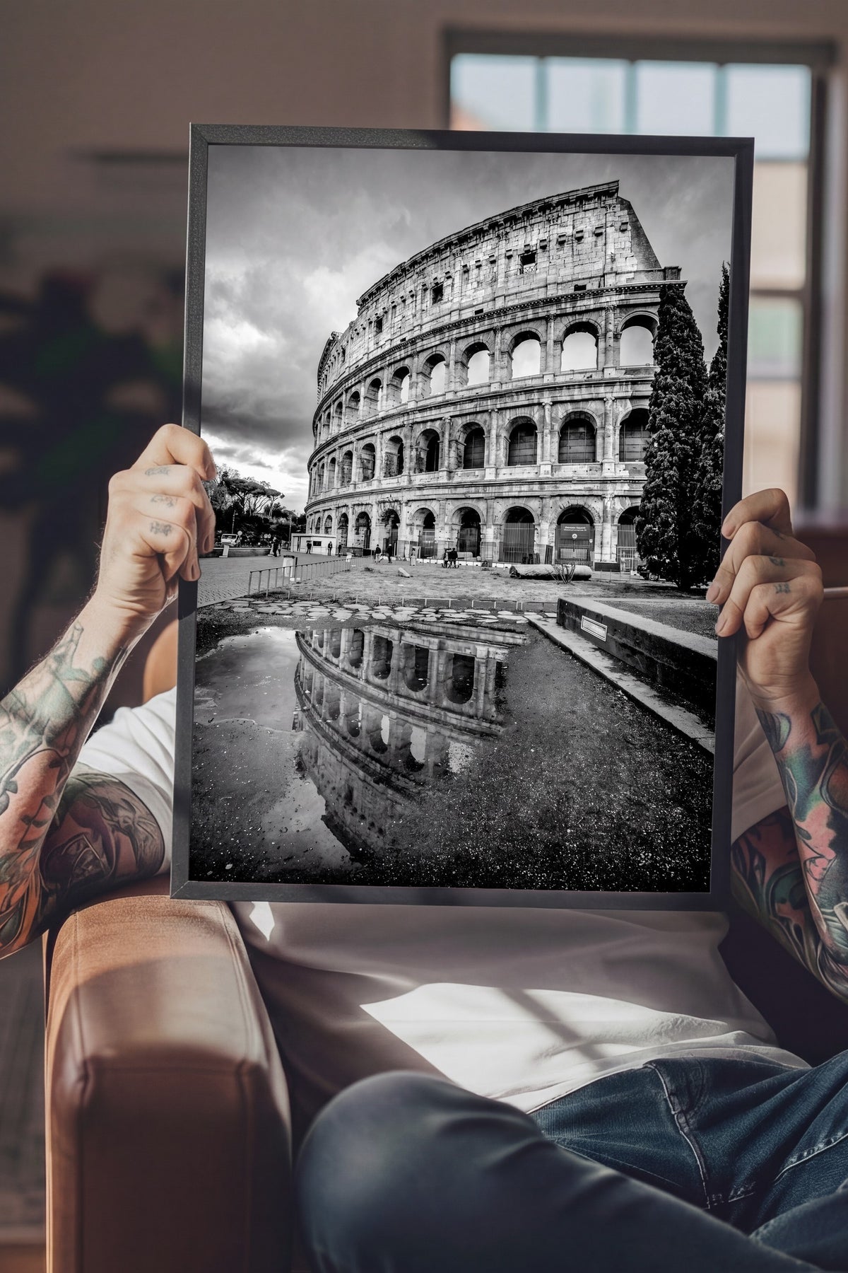 Roma Kolezyumu Yansıması Poster – Siyah Çerçeveli Tablo