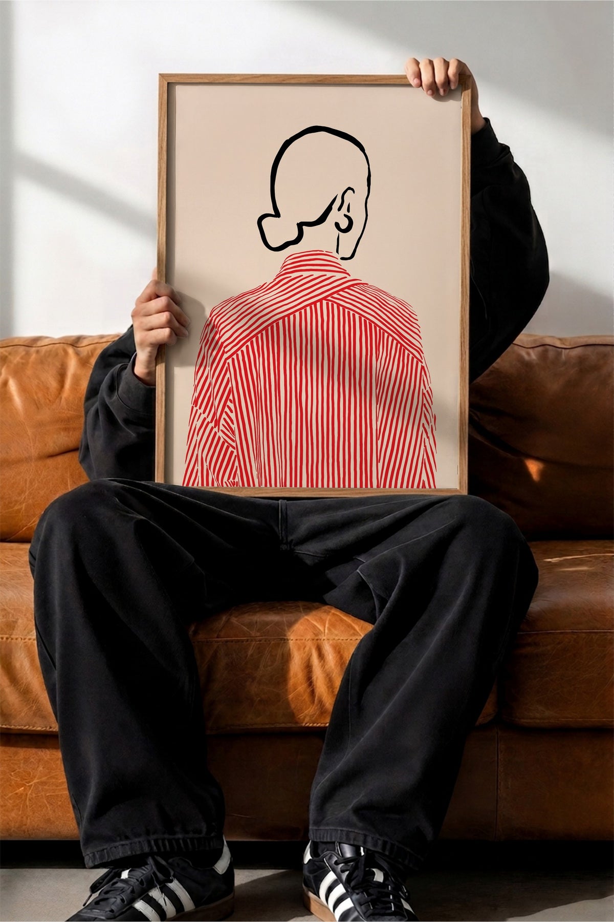 Çizgili Gömlekli Silüet Poster – Ahşap Çerçeveli Tablo