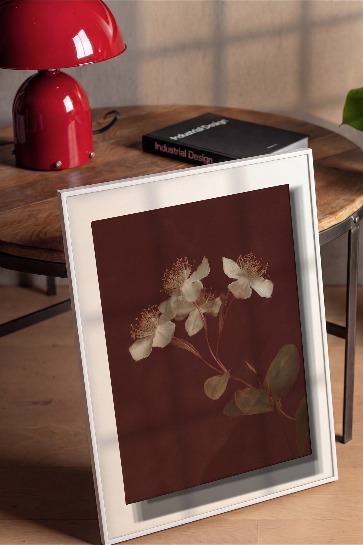 Koyu Fon Üzerinde Çiçekler Poster – Beyaz Çerçeveli Tablo
