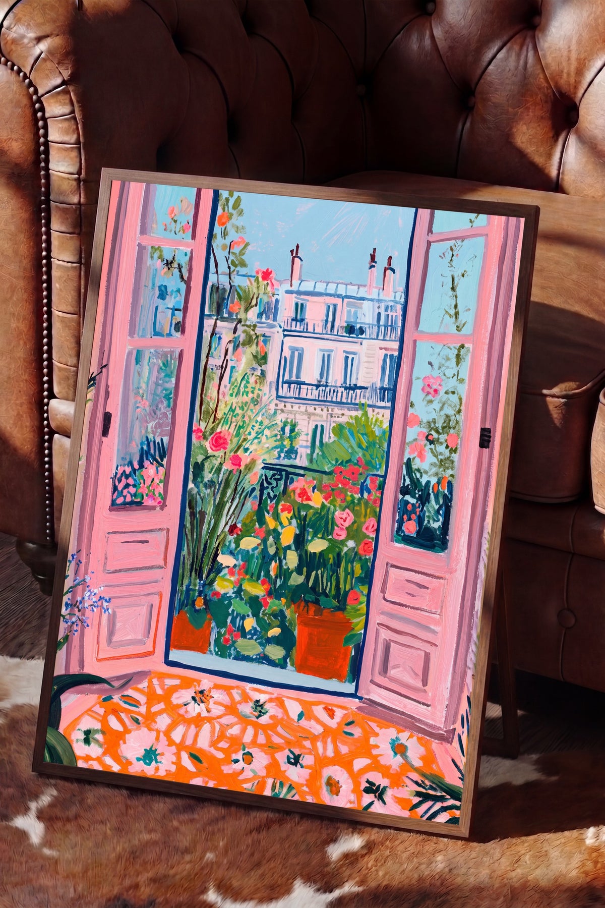 Çiçekli Balkon Manzaralı Pembe Kapılar Poster – Kahverengi Çerçeveli Tablo