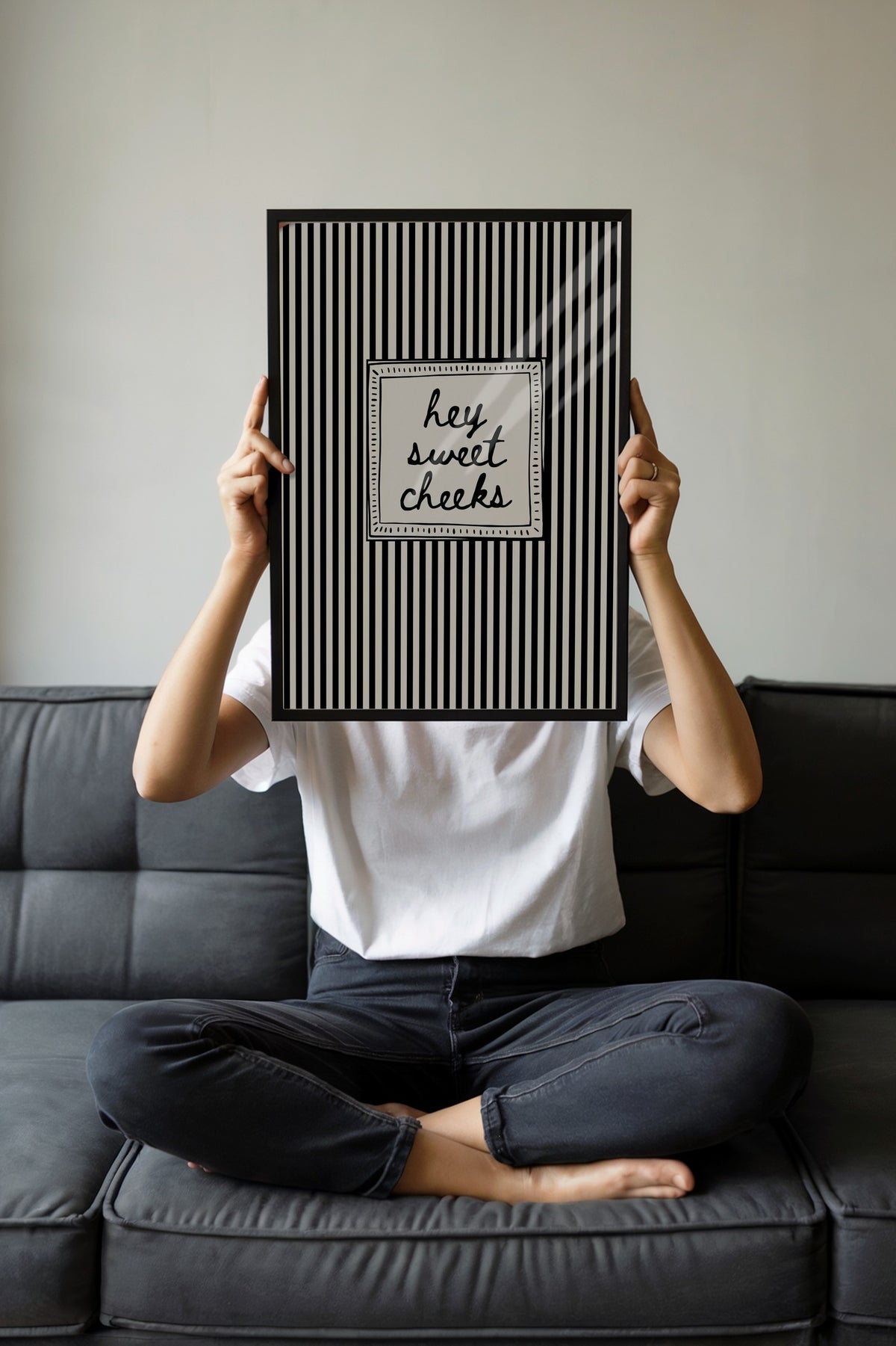 Şeker Yanaklar Çizgili Tipografi Poster – Siyah Çerçeveli Tablo