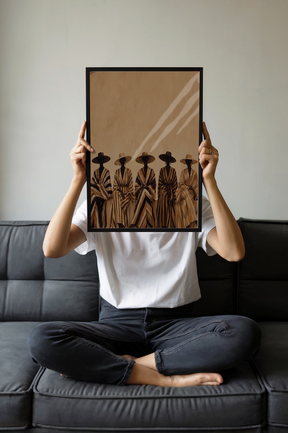 Şapkalı Kadın Silüetleri Poster – Siyah Çerçeveli Tablo