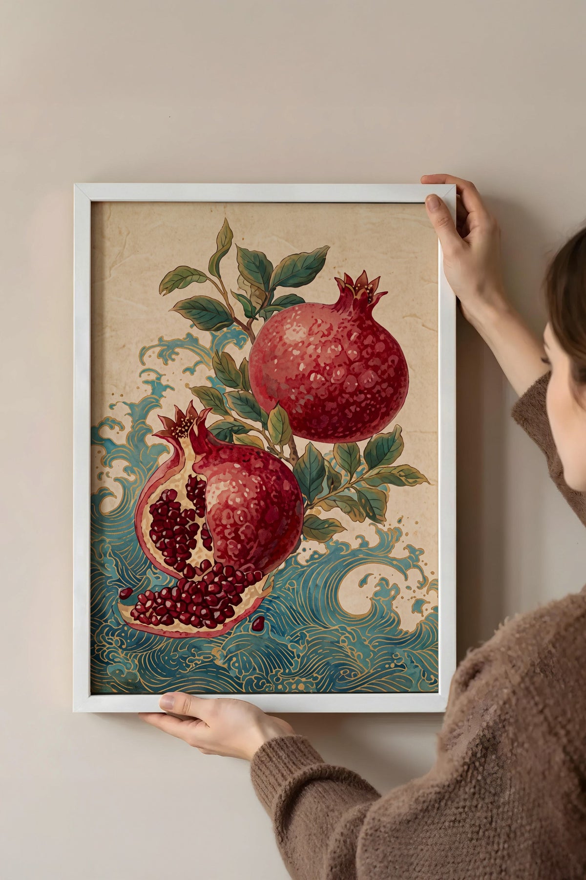 Dalgalar Arasında Nar Poster – Beyaz Çerçeveli Tablo