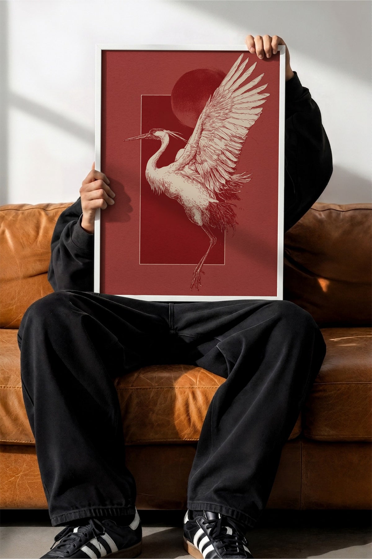 Turna Kuşu ve Kızıl Ay Poster – Beyaz Çerçeveli Tablo