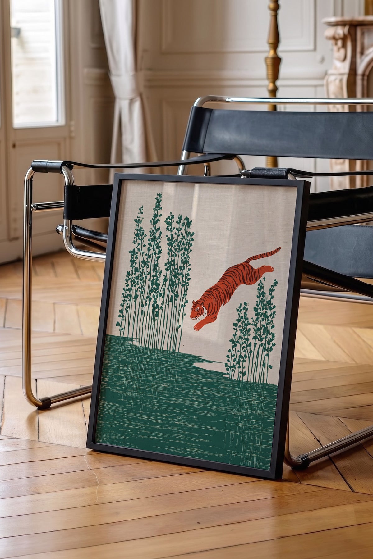 Sıçrayan Kaplan ve Sazlık Poster – Siyah Çerçeveli Tablo