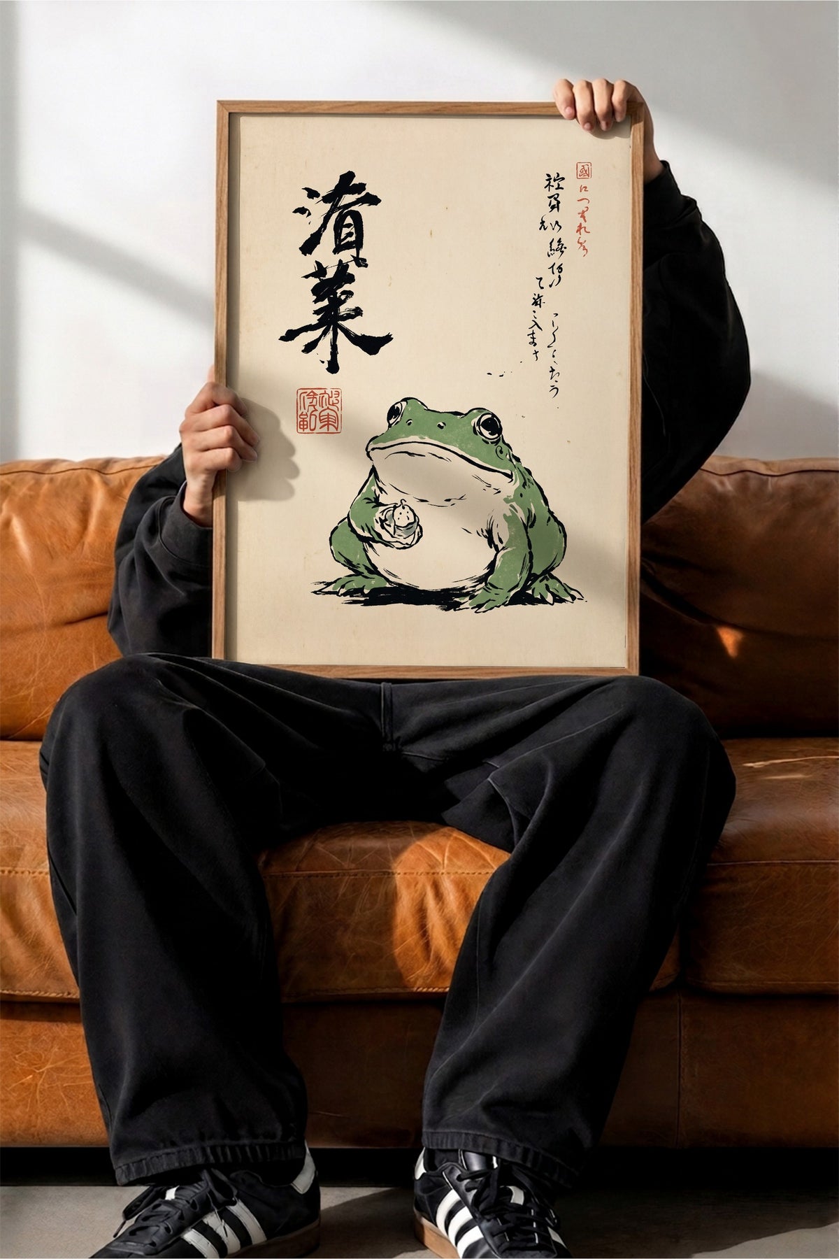 Japon Kurbağası Kaligrafi Sanatı Poster – Ahşap Çerçeveli Tablo